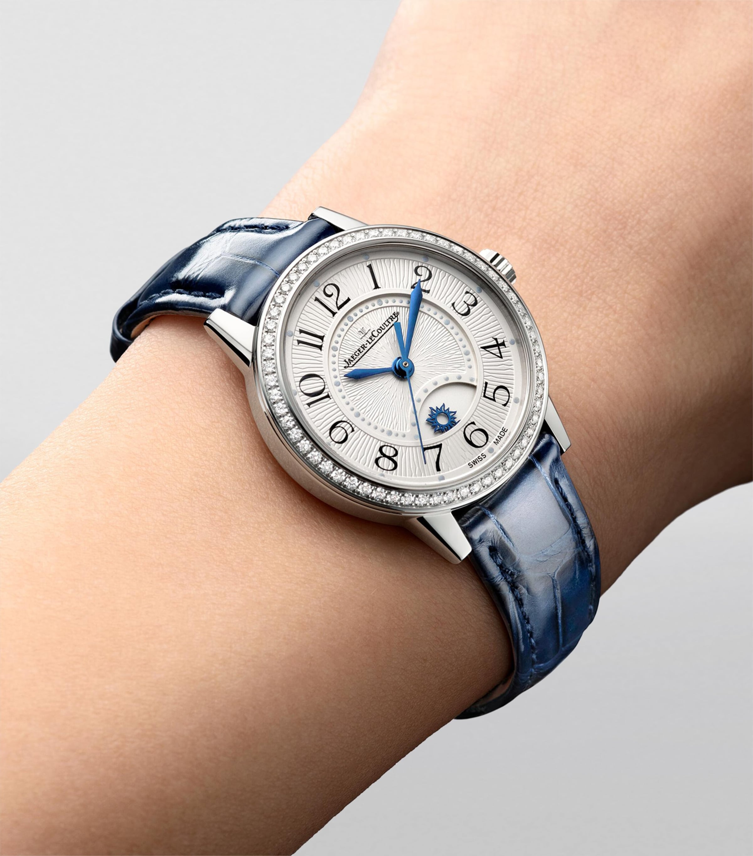 Small Stainless Steel Rendez-Vous Night & Day Watch 29mm STAINLESS STEEL Image 2