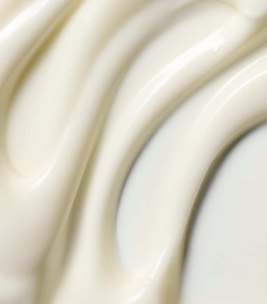 Gradual Tan Lotion (150g) NO COLOUR Image 2