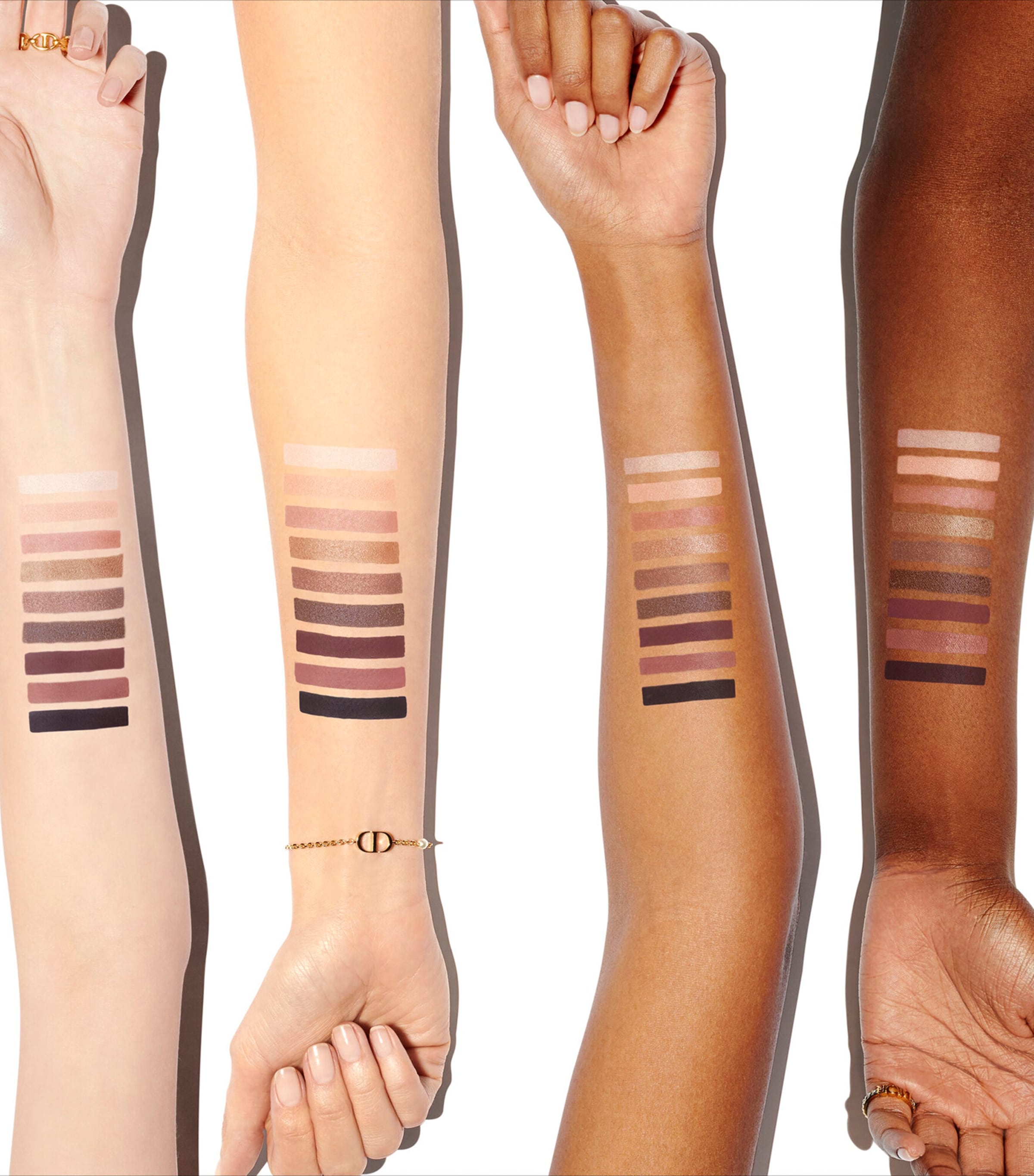 DIOR Backstage Eyeshadow Palette Smoky Essentials Image 2