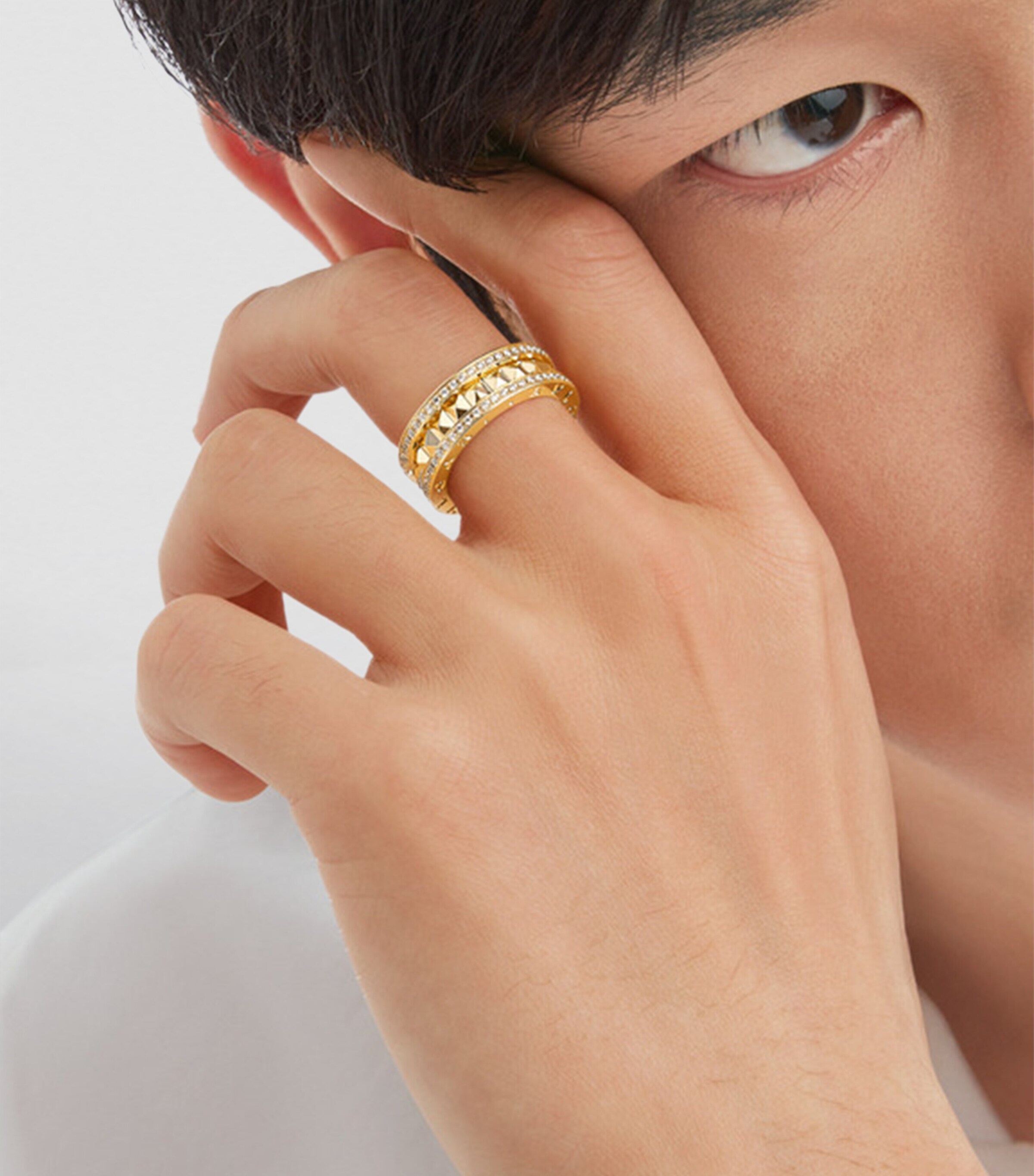 Yellow Gold and Diamond B.zero1 Rock One-Band Ring YELLOW GOLD Image 8