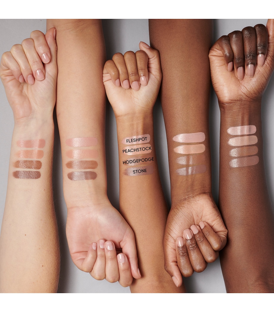 MACximal Silky Matte Lipstick FLESHPOT Image 2