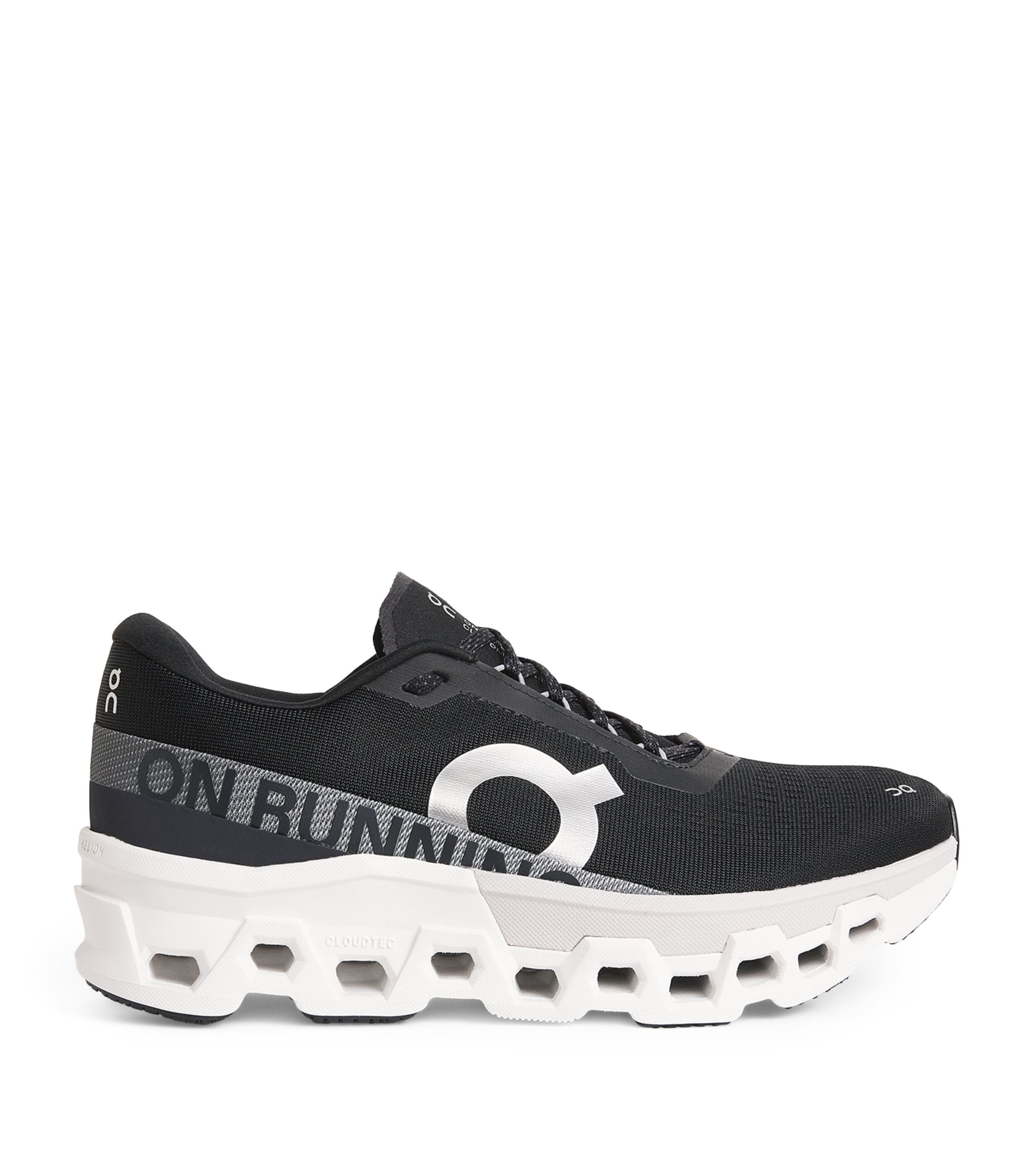 On Cloudmster 2 Trainers In Black