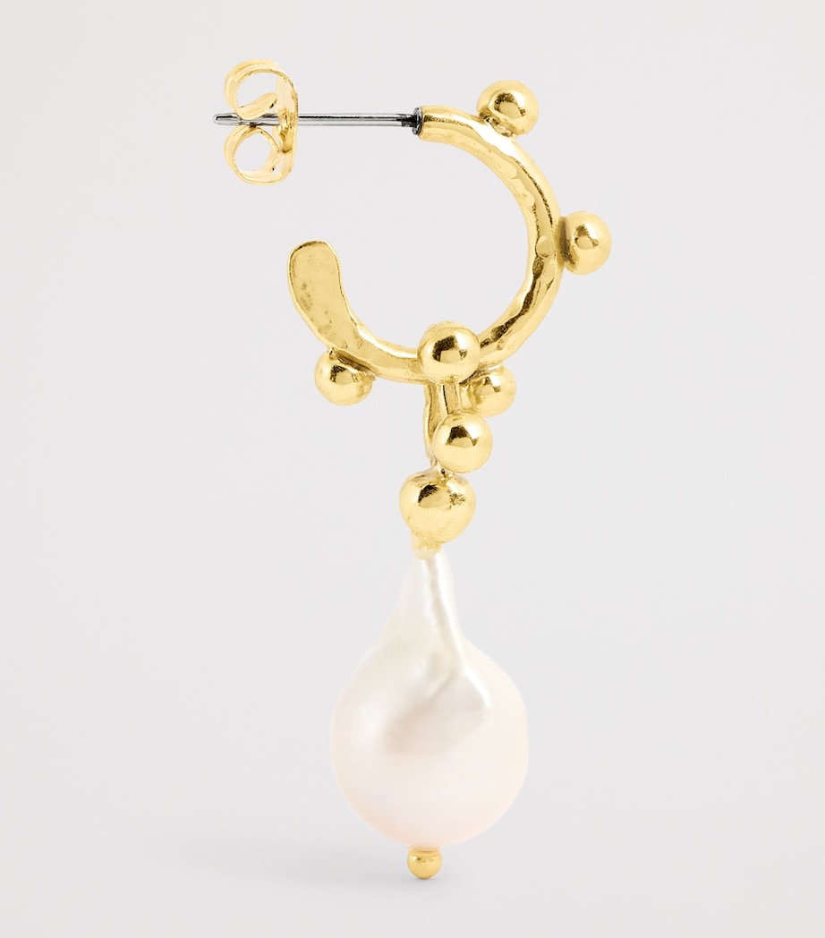 Pearl Lilith Hoop Earrings PEARL Image 4