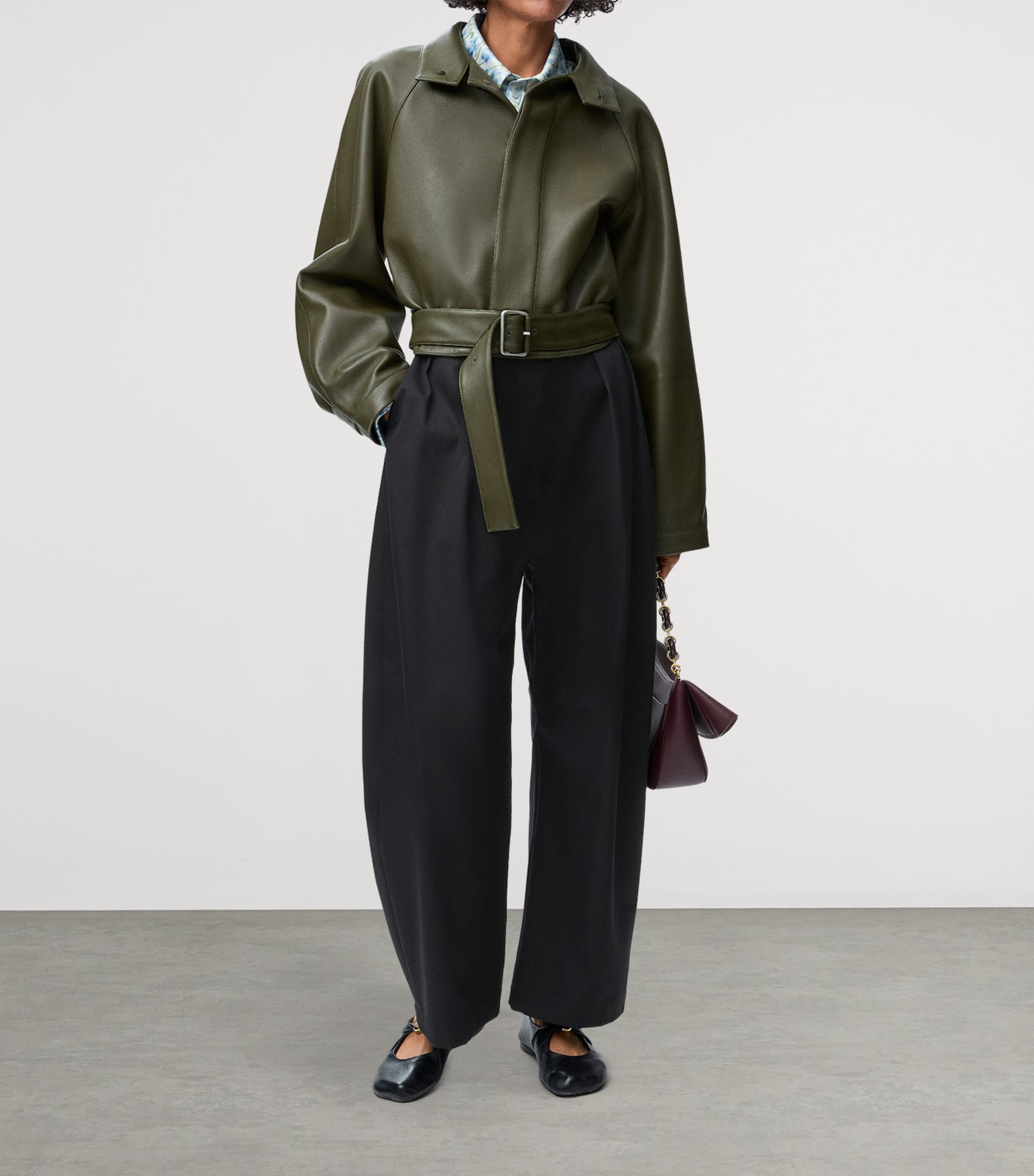 VIP価格.LOEWE TRENCH CROPPED IN PELLE Loewe Cropped Trench Jacket | Neiman Marcus