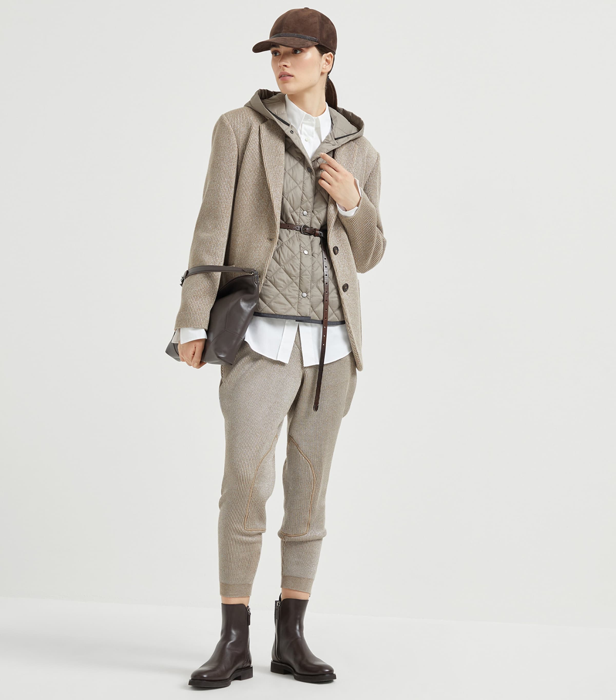 Quilted Hooded Gilet C2741 Image 4