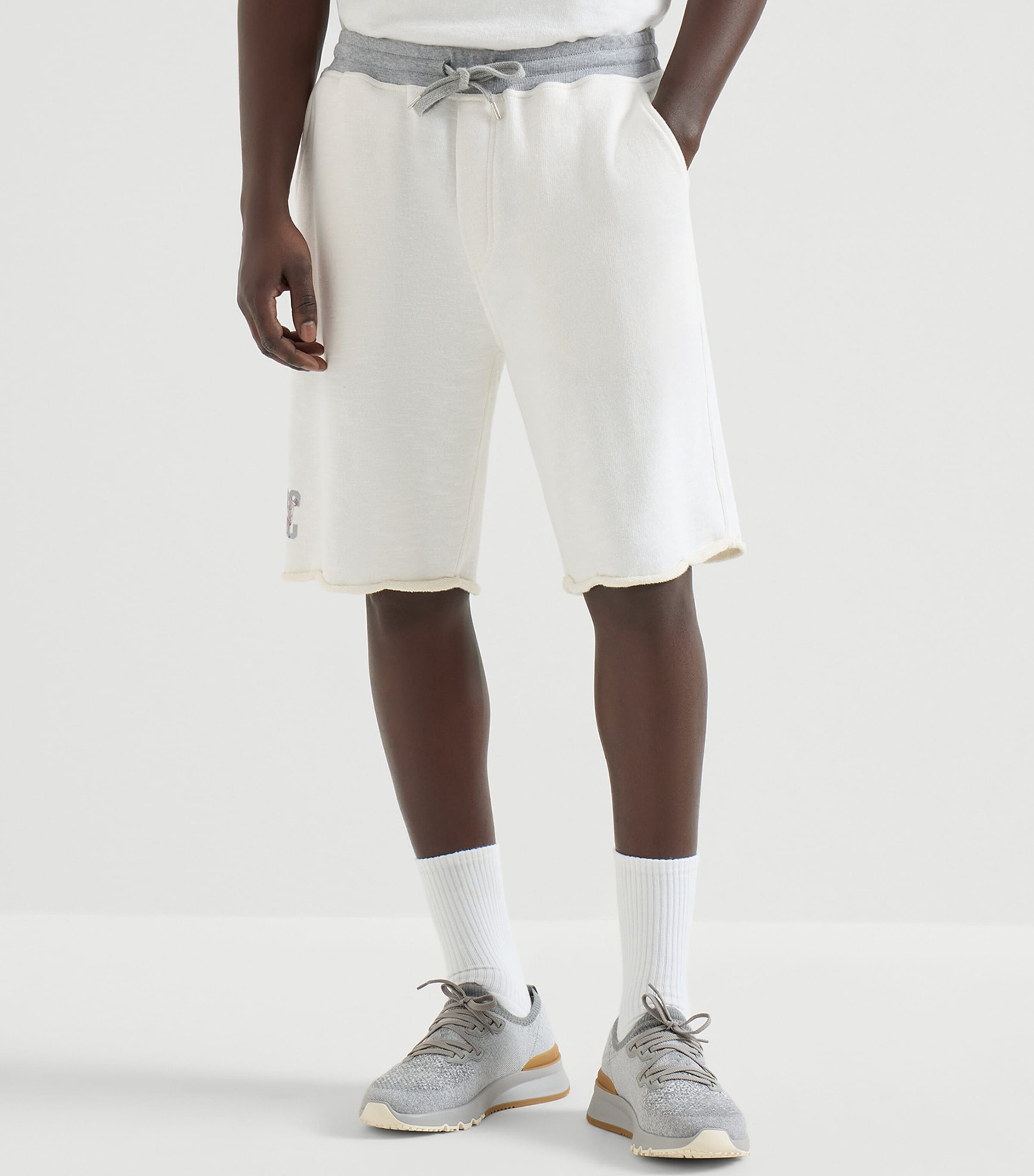 Brunello Cucinelli Mens Cotton-Linen Athletic Club Shorts Image 3
