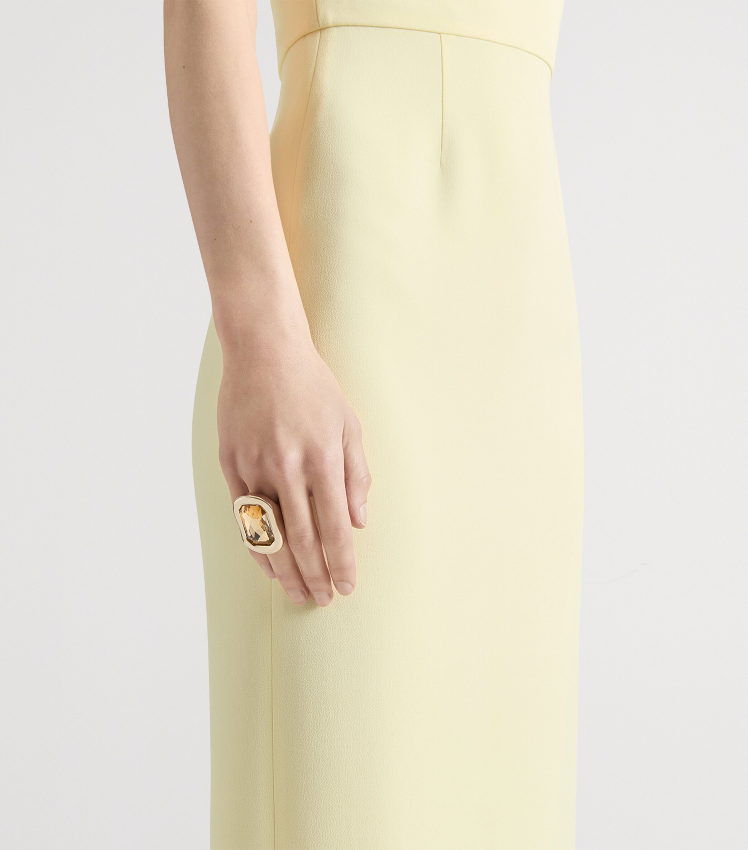 Crystal-Embellished Sculptural Ring BROWN/GOLDEN Image 2