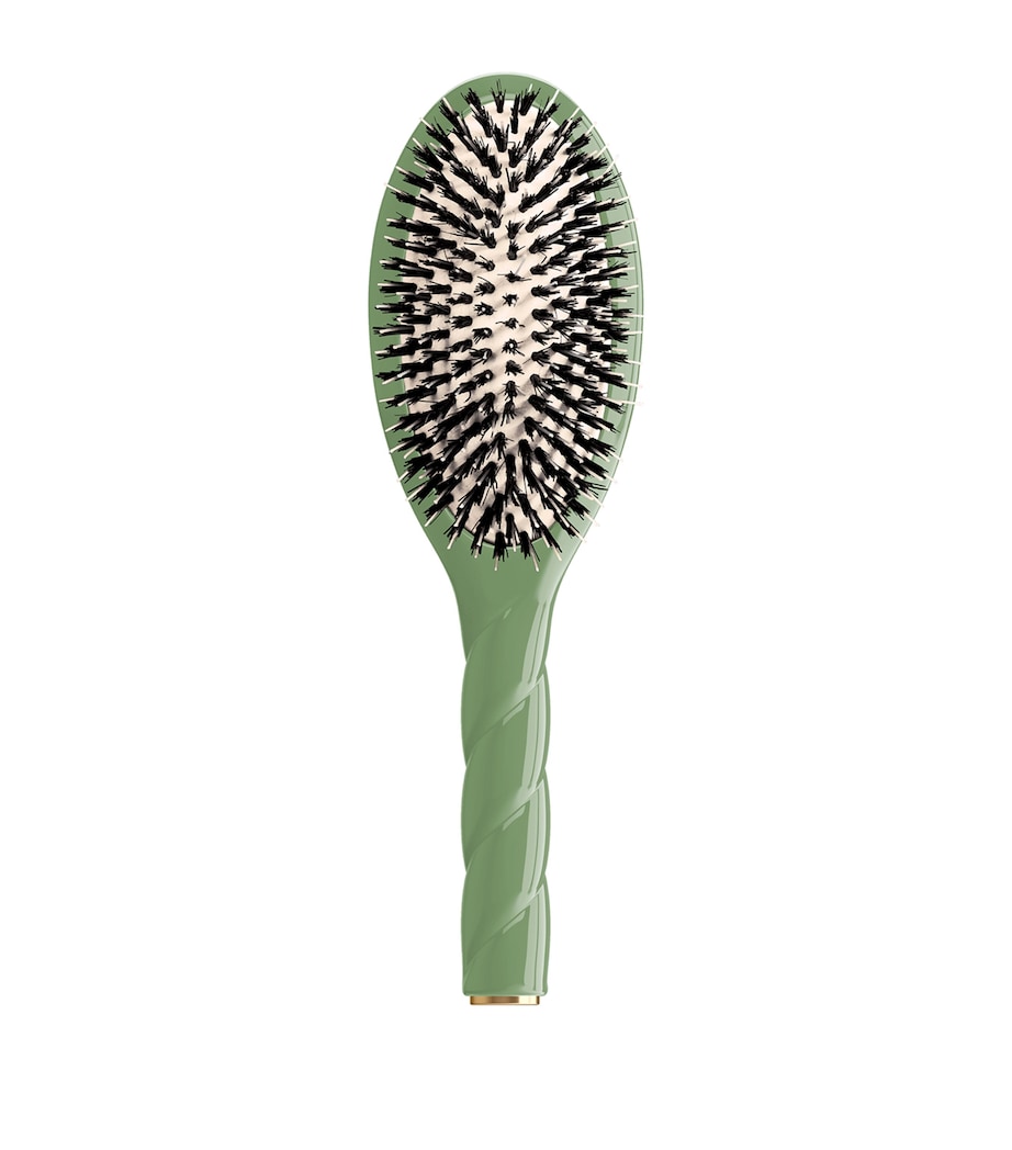 Large N.02 The Essential Do-it-all Brush NO COLOUR Image 1