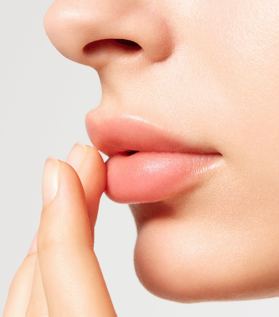 Total Lip Treatment (15ml) NO COLOUR Image 6