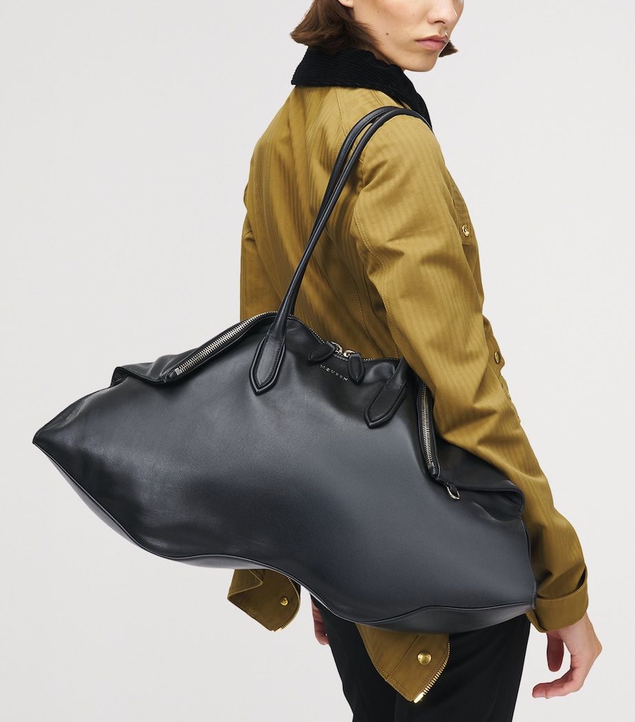 Large Leather Manta Top-Handle Bag 1000 Image 2