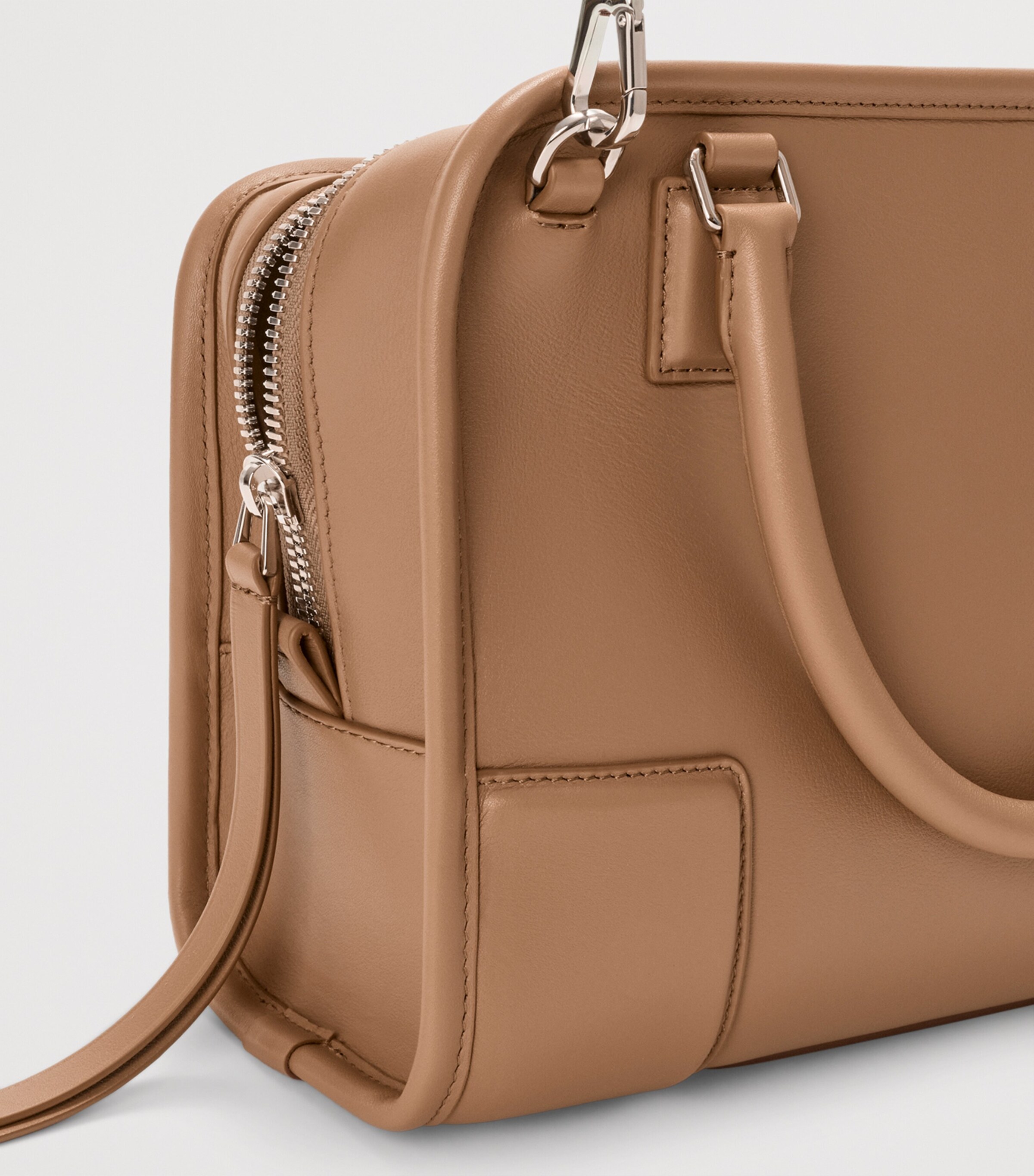 LOEWE Small Leather Amazona 180 Top-Handle Bag Mocha Image 12