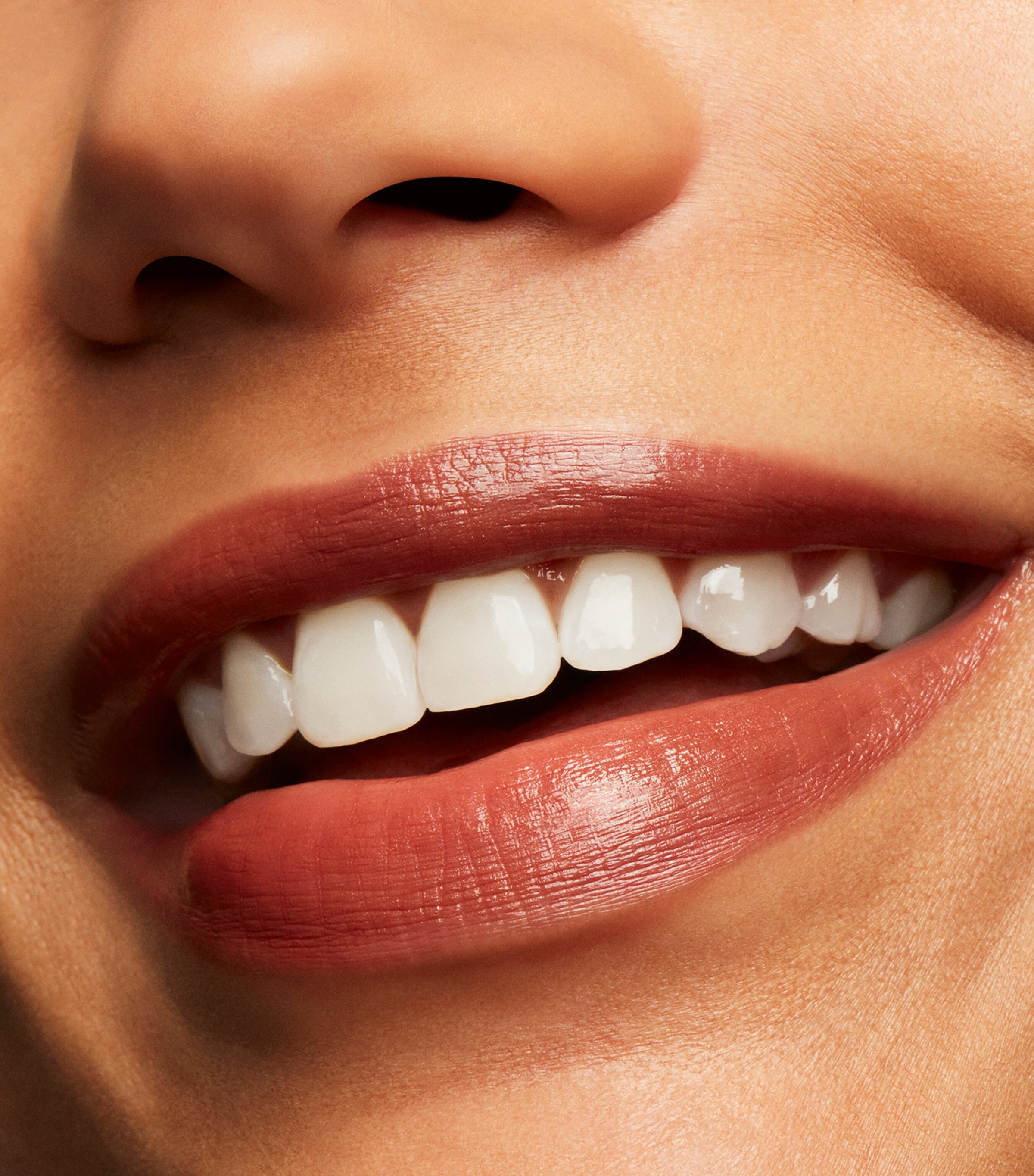 MAC Lustreglass Sheer-Shine Lipstick Like I Was Saying… Image 4