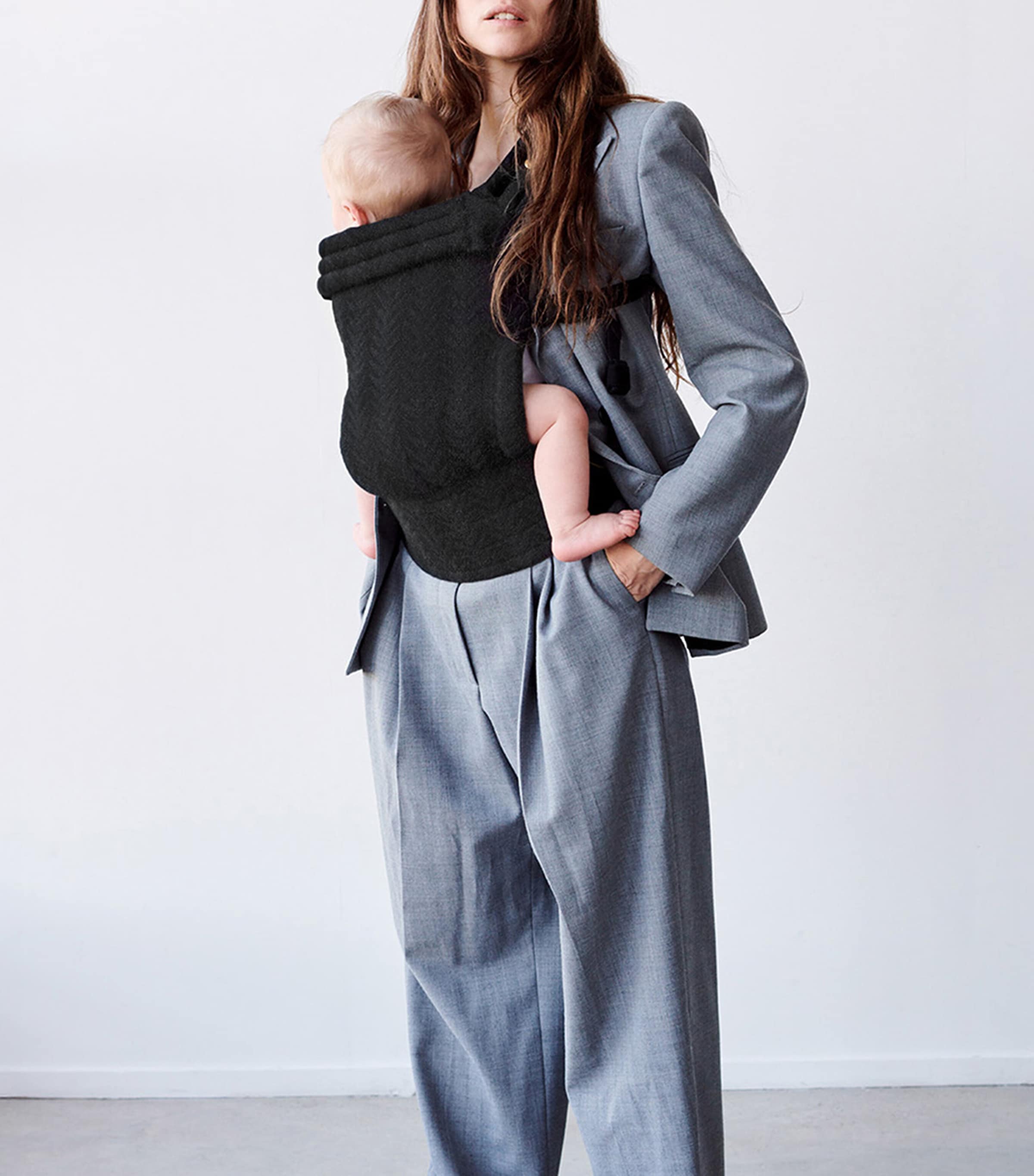 Zeitgeist Arrow Zorro Baby Carrier BLACK Image 1