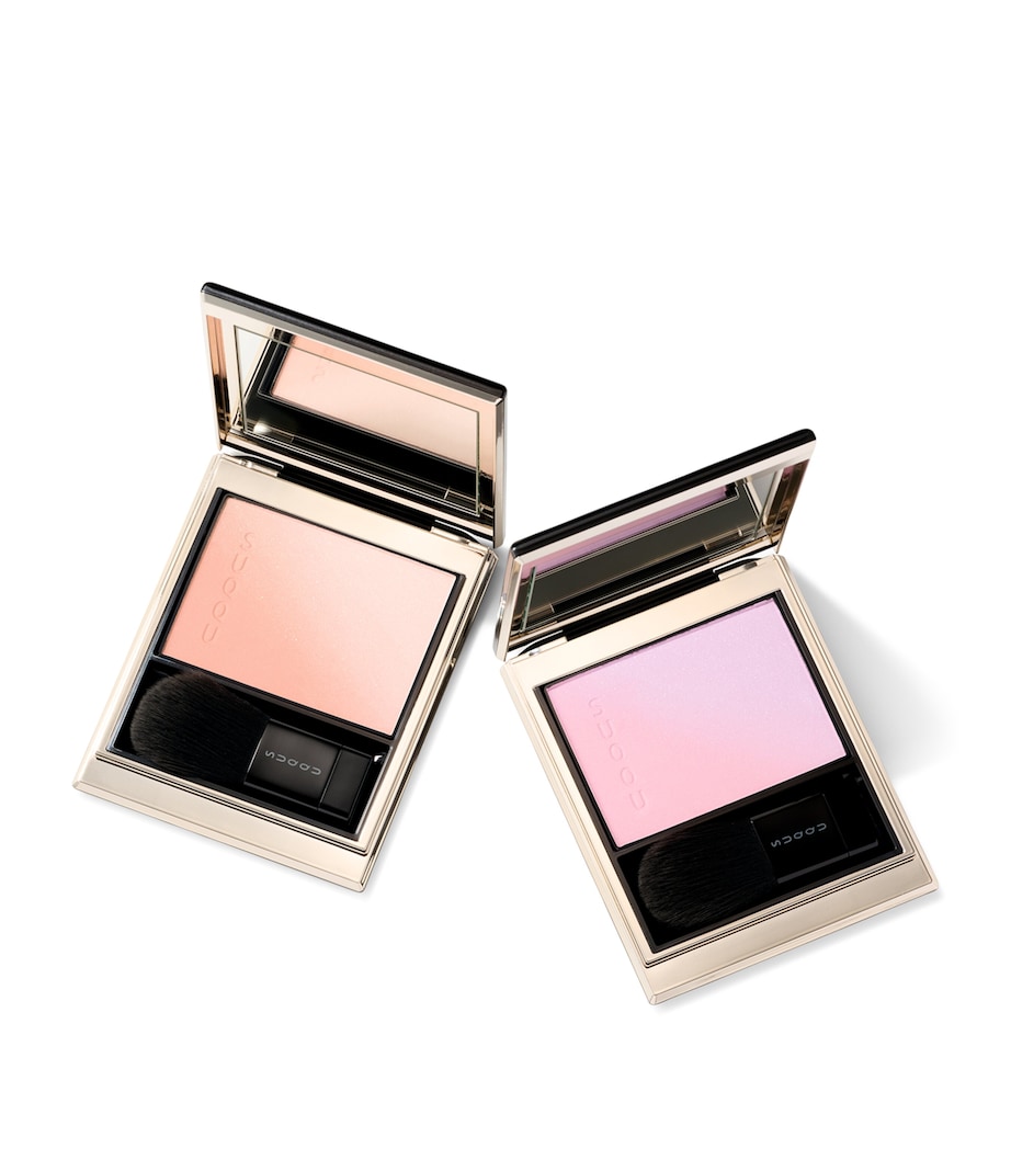 Suqqu Blurring Color Blush Image 3
