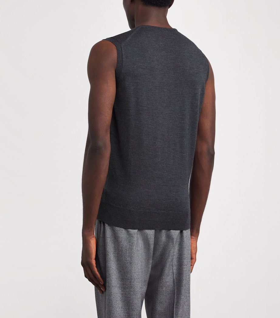 Merino Wool V-Neck Sweater Vest CHARCOAL Image 4