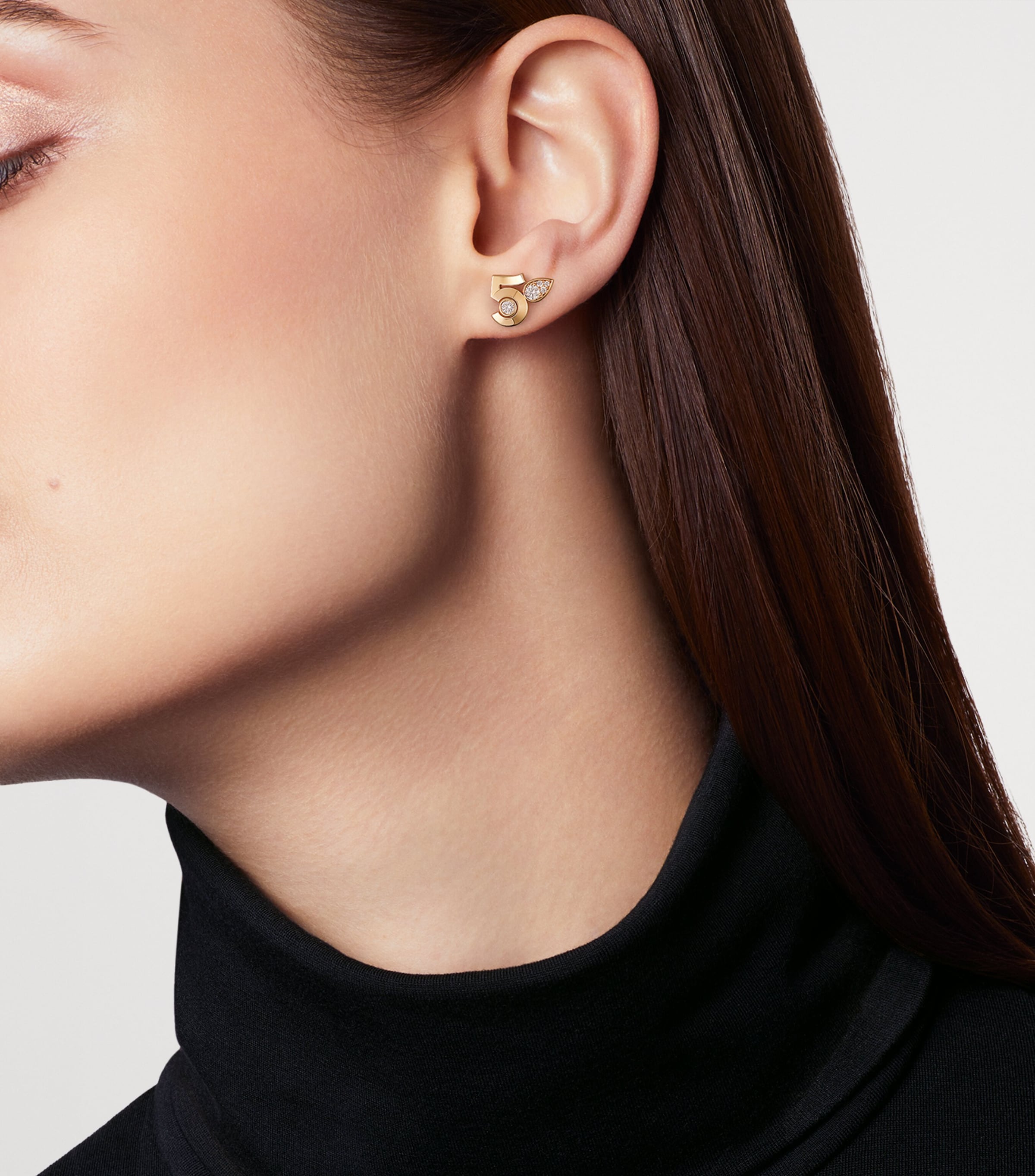 CHANEL Beige Gold and Diamond Extrait de N°5 Stud Earrings Beige Gold Image 2