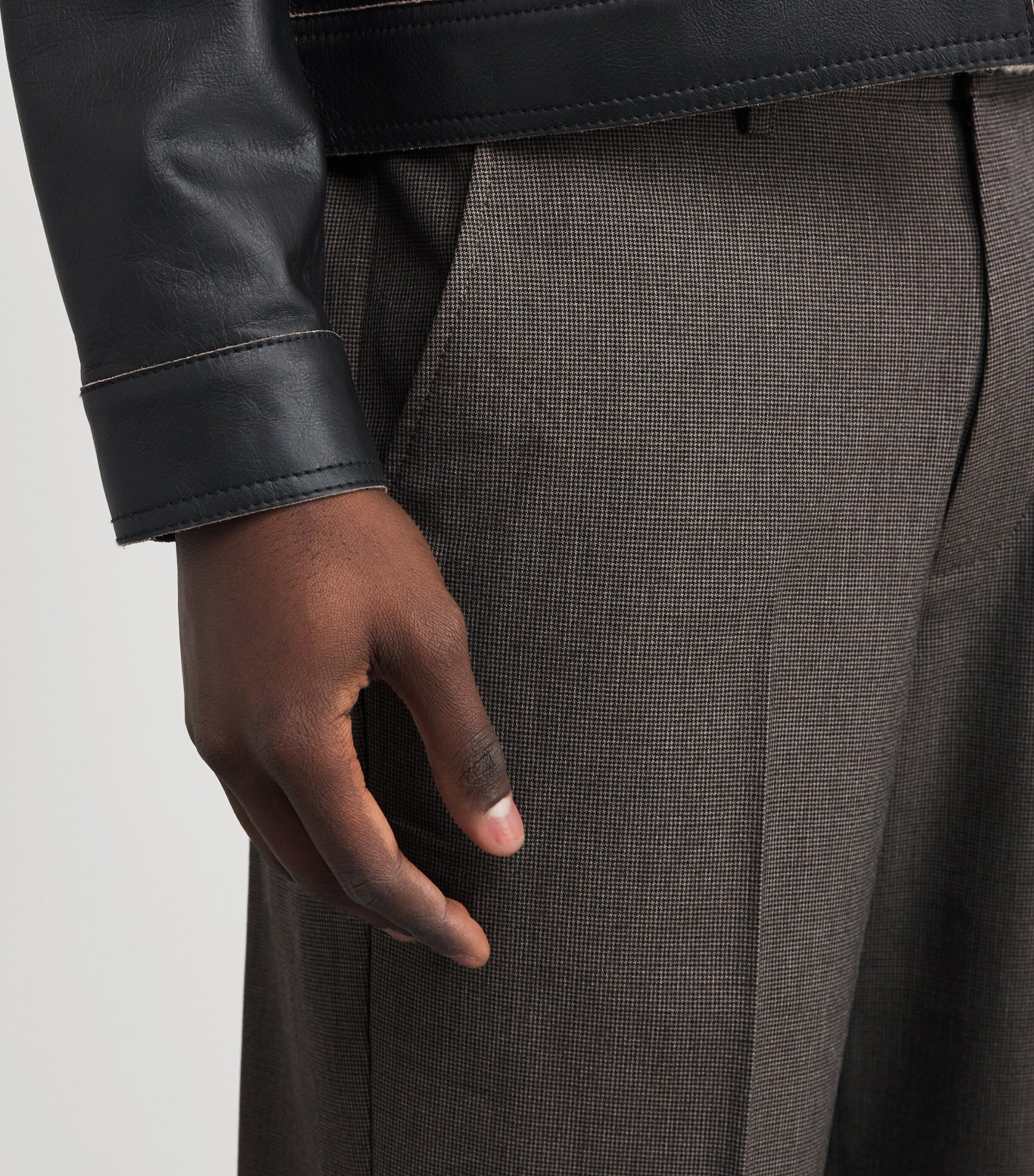 Micro Puppytooth Check Bayham Trousers BROWN Image 6