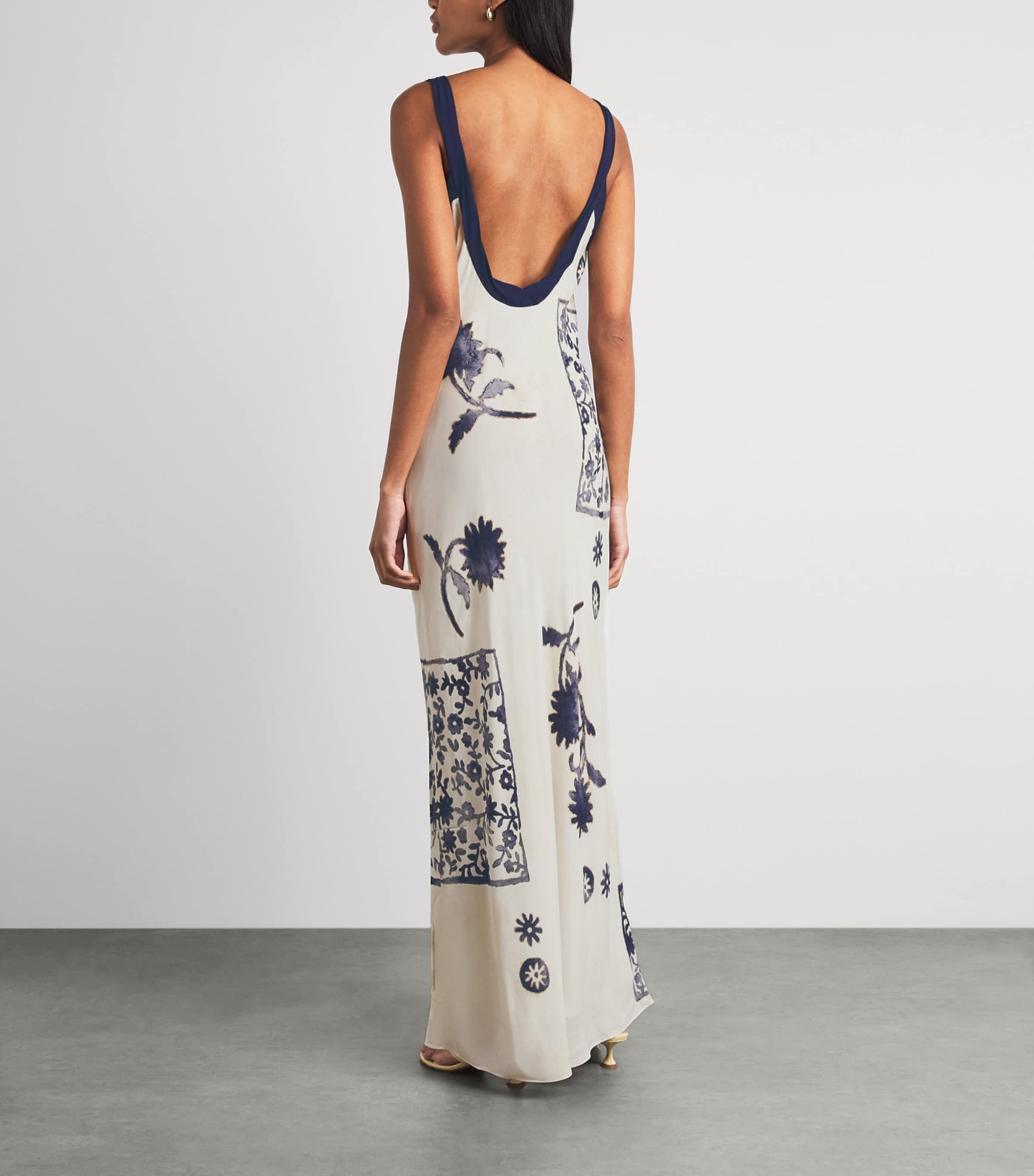SIR. Womens Printed Philippa Maxi Dress Eira Midnight Image 4