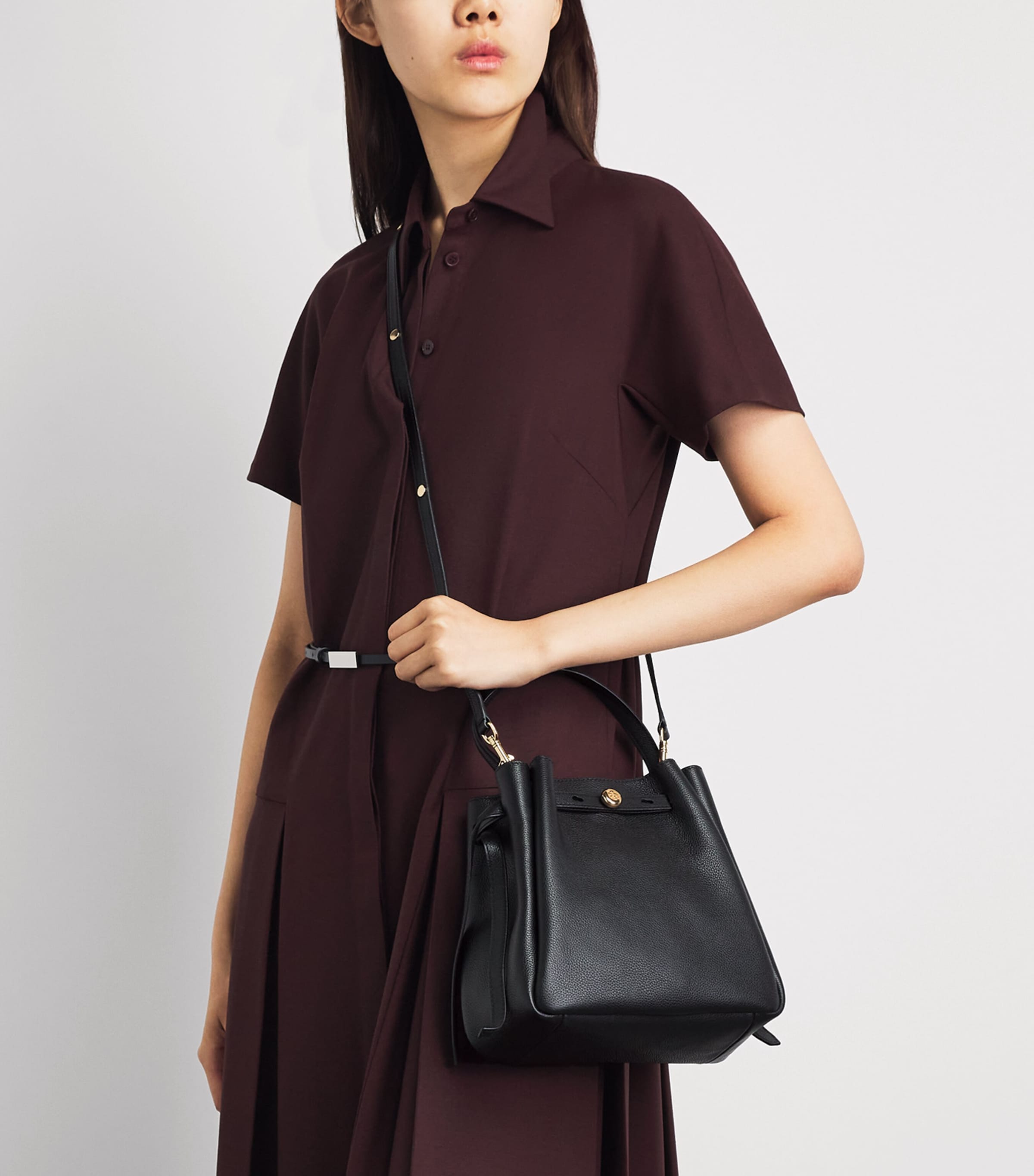 Tory Burch Leather Romy Bucket Bag Black Image 2