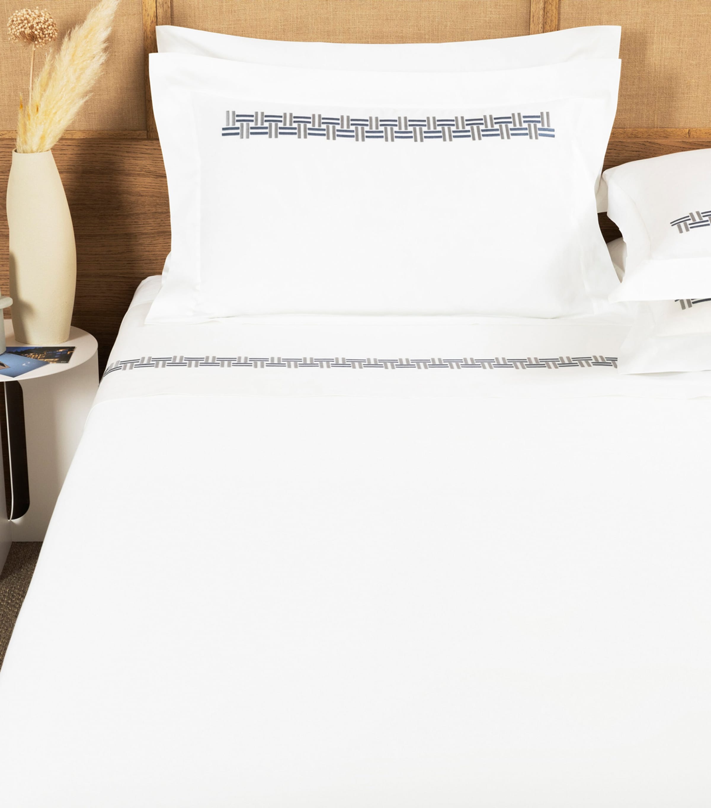 Basket Weave Super King Sheet Set (270cm x 320cm) 8E23 - STEEL BLUE/GR Image 2