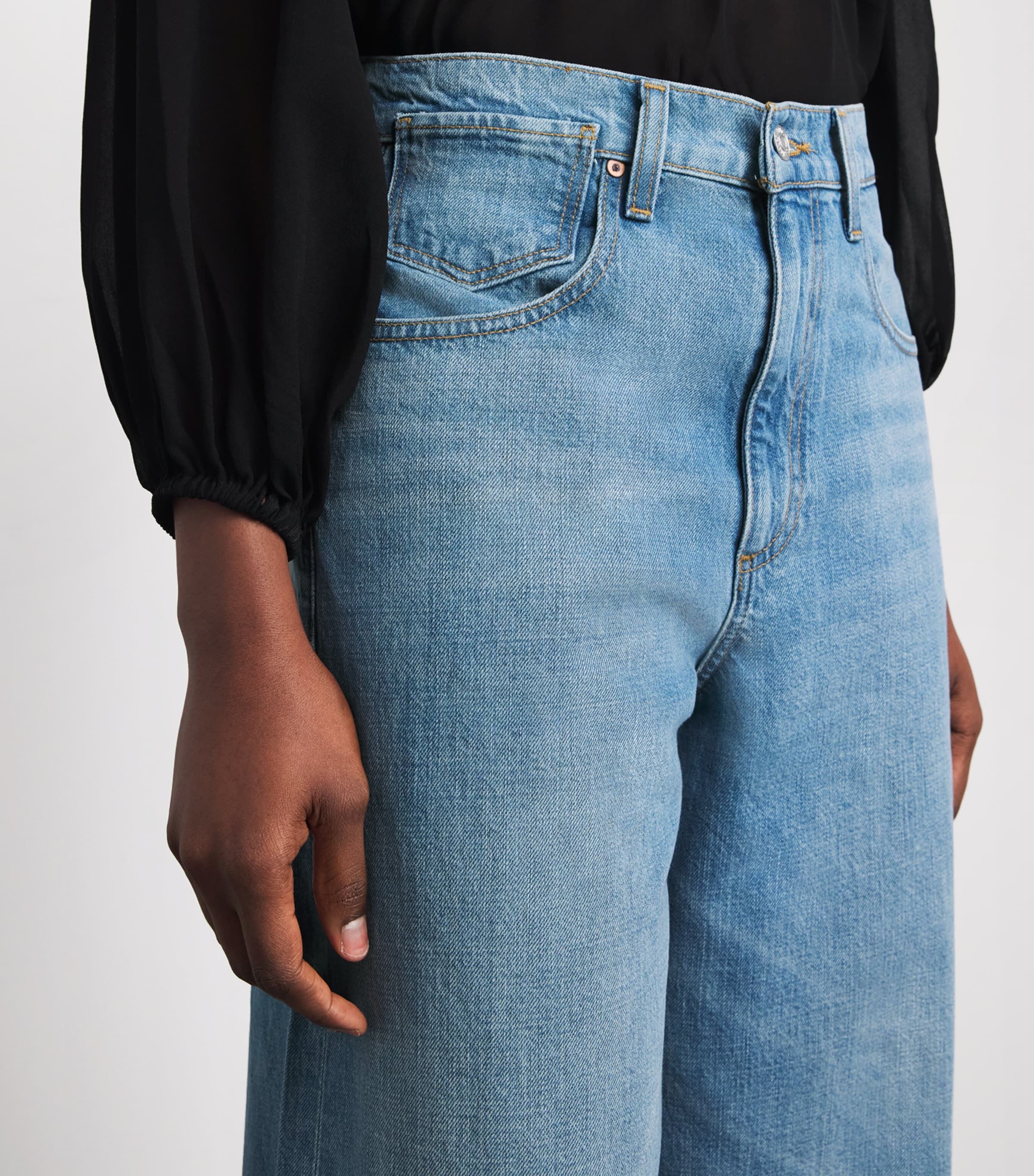 PAIGE Womens Cameron Wide-Leg Jeans Fields Image 3