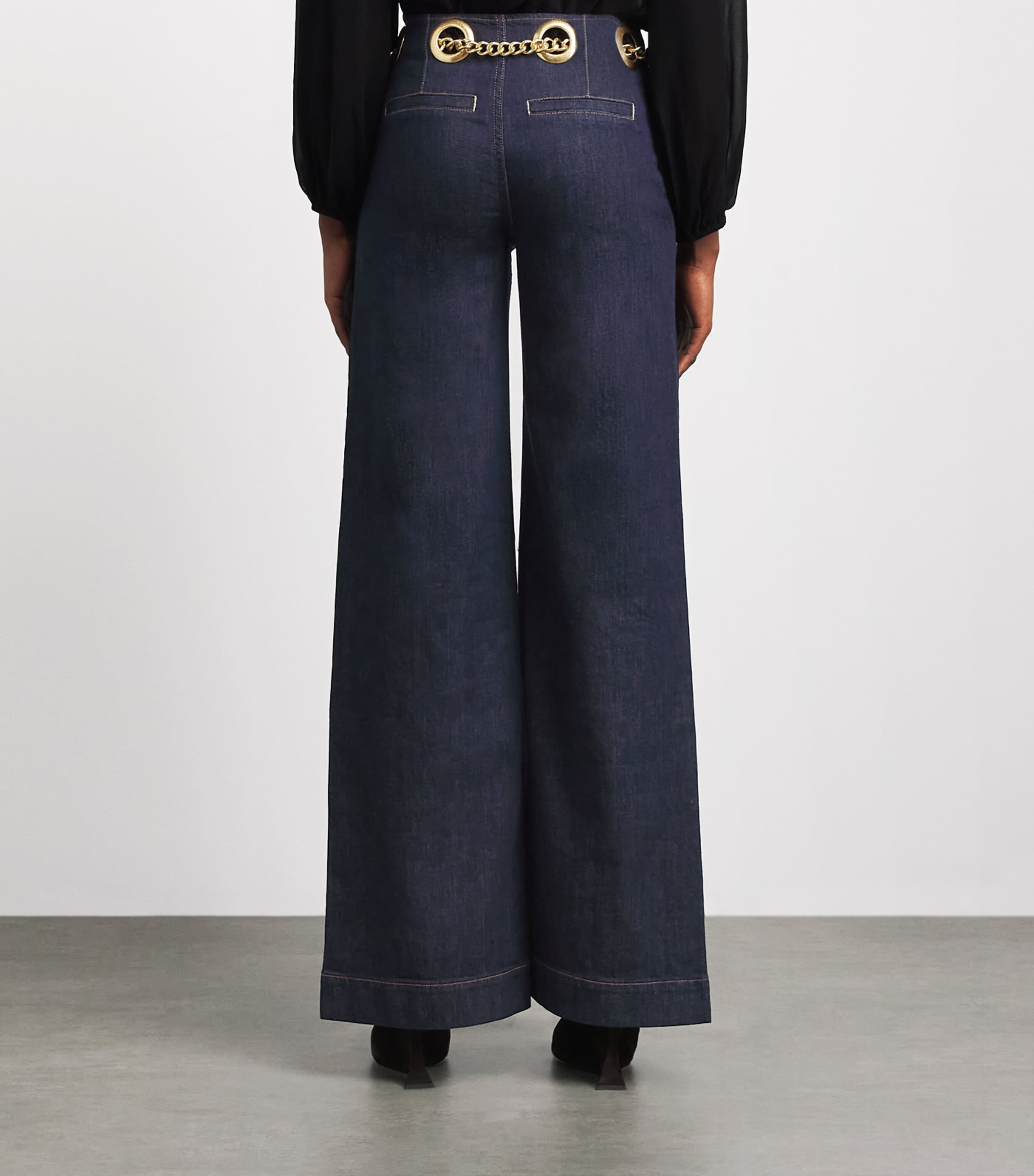 Alice+Olivia Womens Chain-Belt Jasper Jeans Dark Rinse Image 5