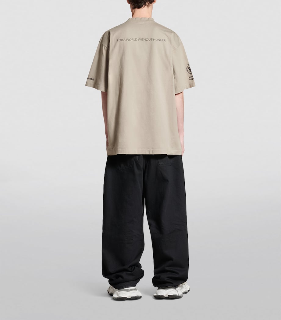 Balenciaga Mens x World Food Programme Oversized T-Shirt Image 4