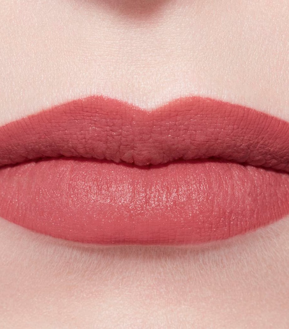 ROUGE ALLURE VELVET Luminous Matte Lip Colour ESSENTIELLE 63 Image 5