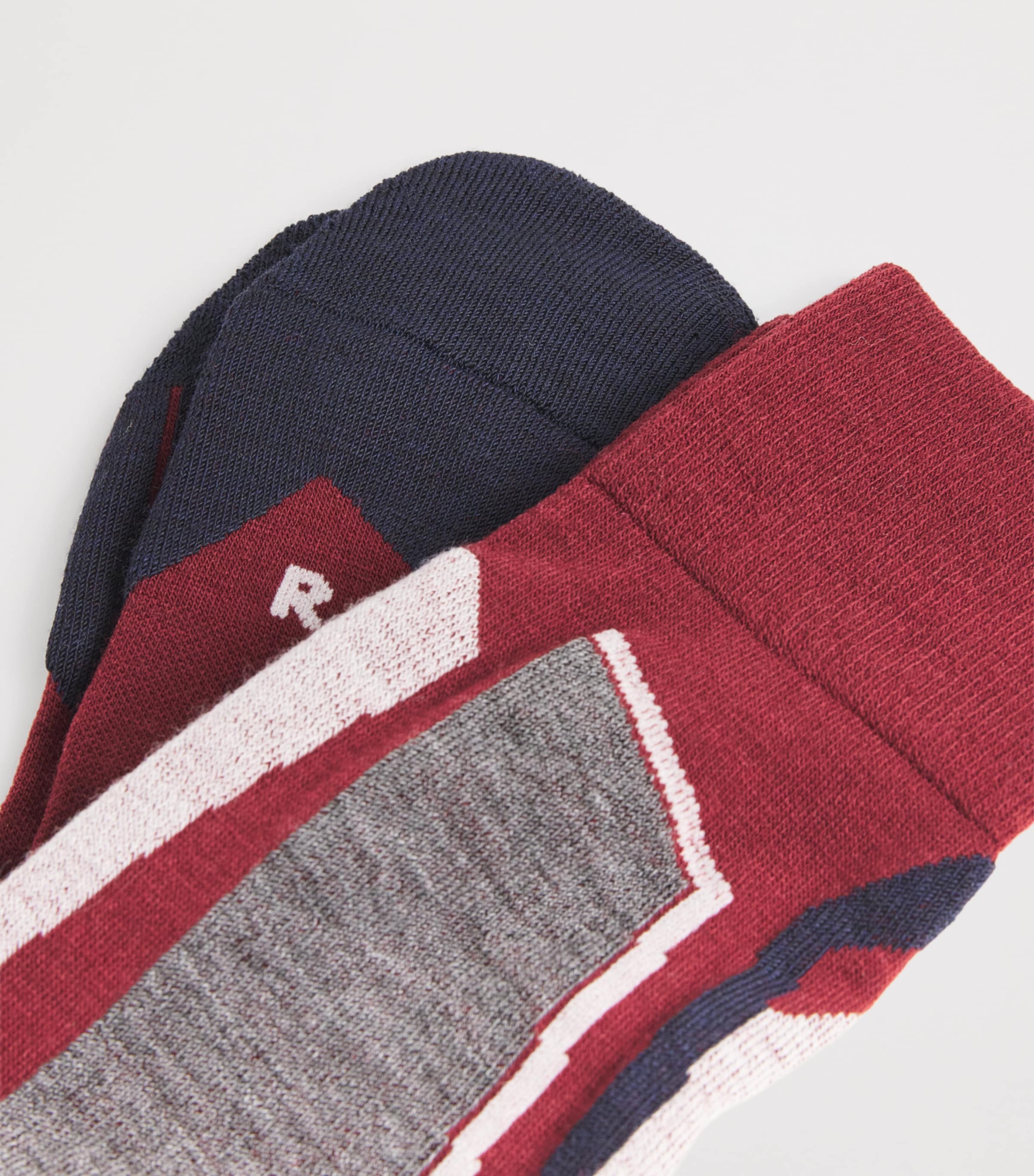 SK4 Skiing Socks 8117 MERLOT Image 2