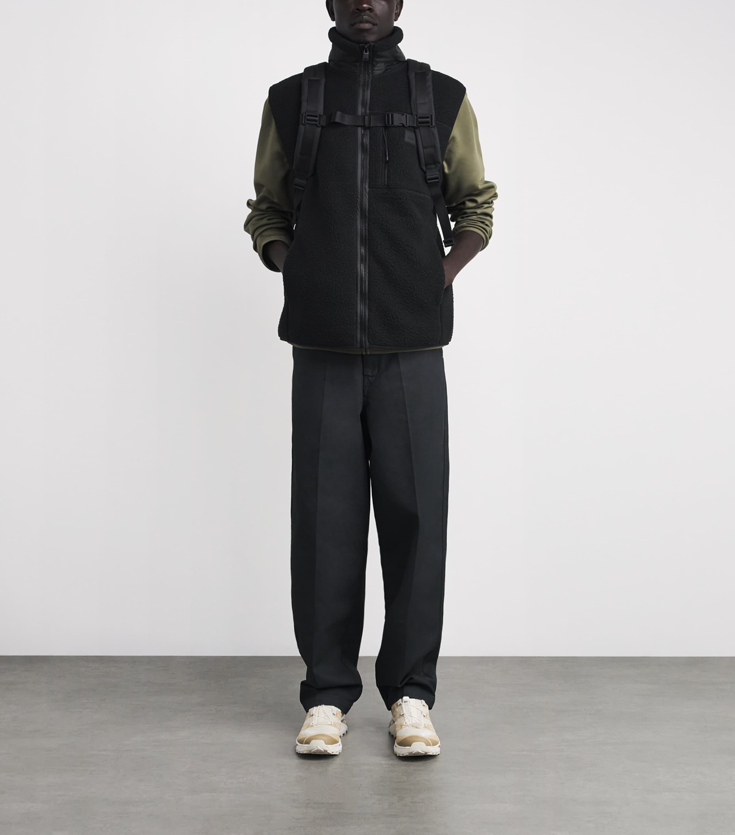 Fleece Yermo Gilet 01 BLACK Image 2