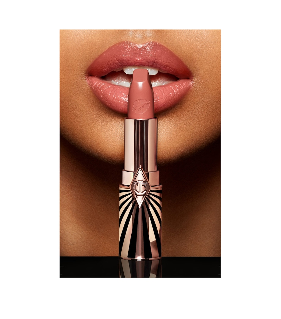 Hot Lips Lipstick IN LOVE WITH OLIVIA Image 6