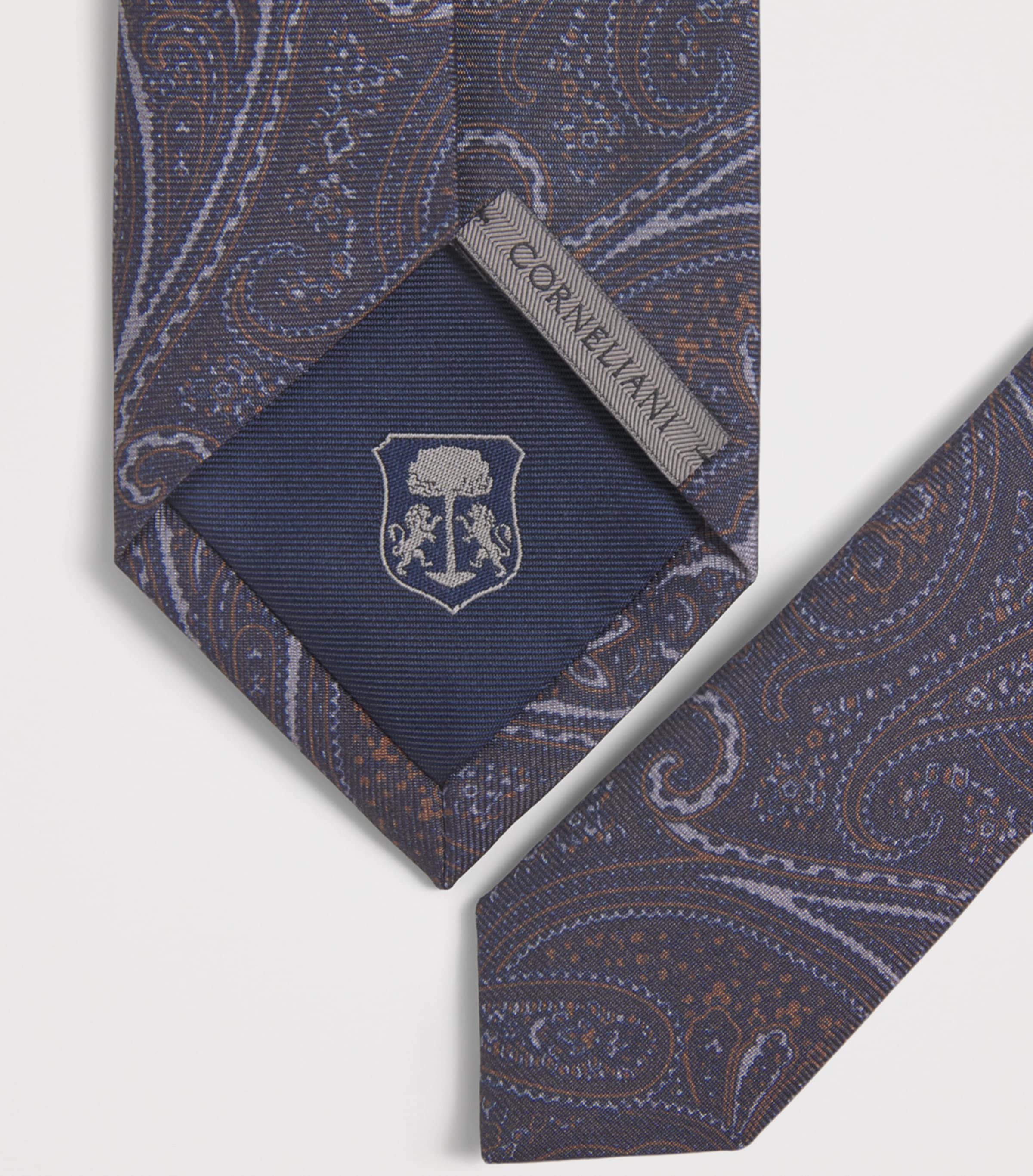 Corneliani Silk Necktie and Pocket Square Set Gry Melange Drk Image 4