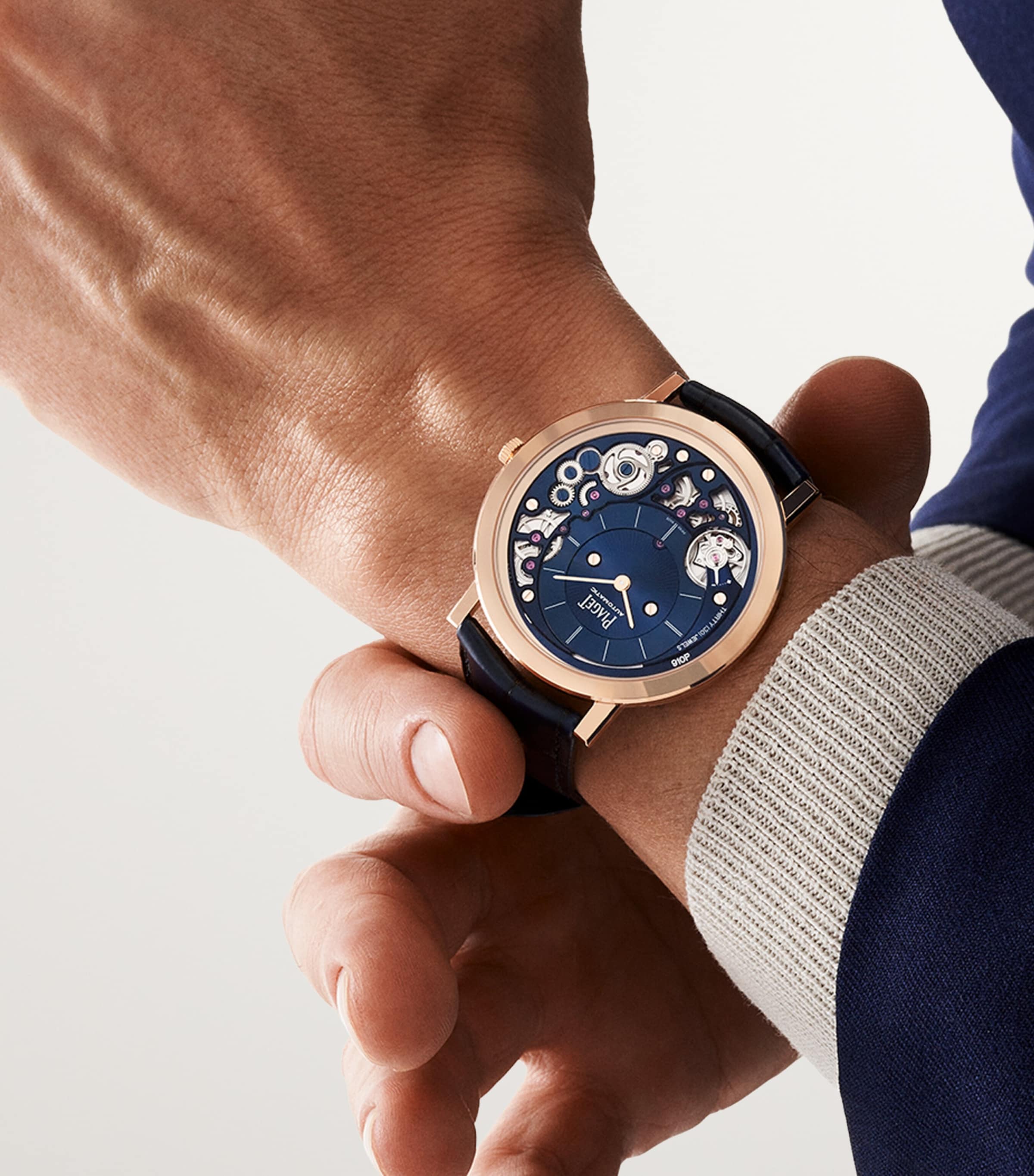 Rose Gold Altiplano Ultimate Watch 41mm BLUE Image 4