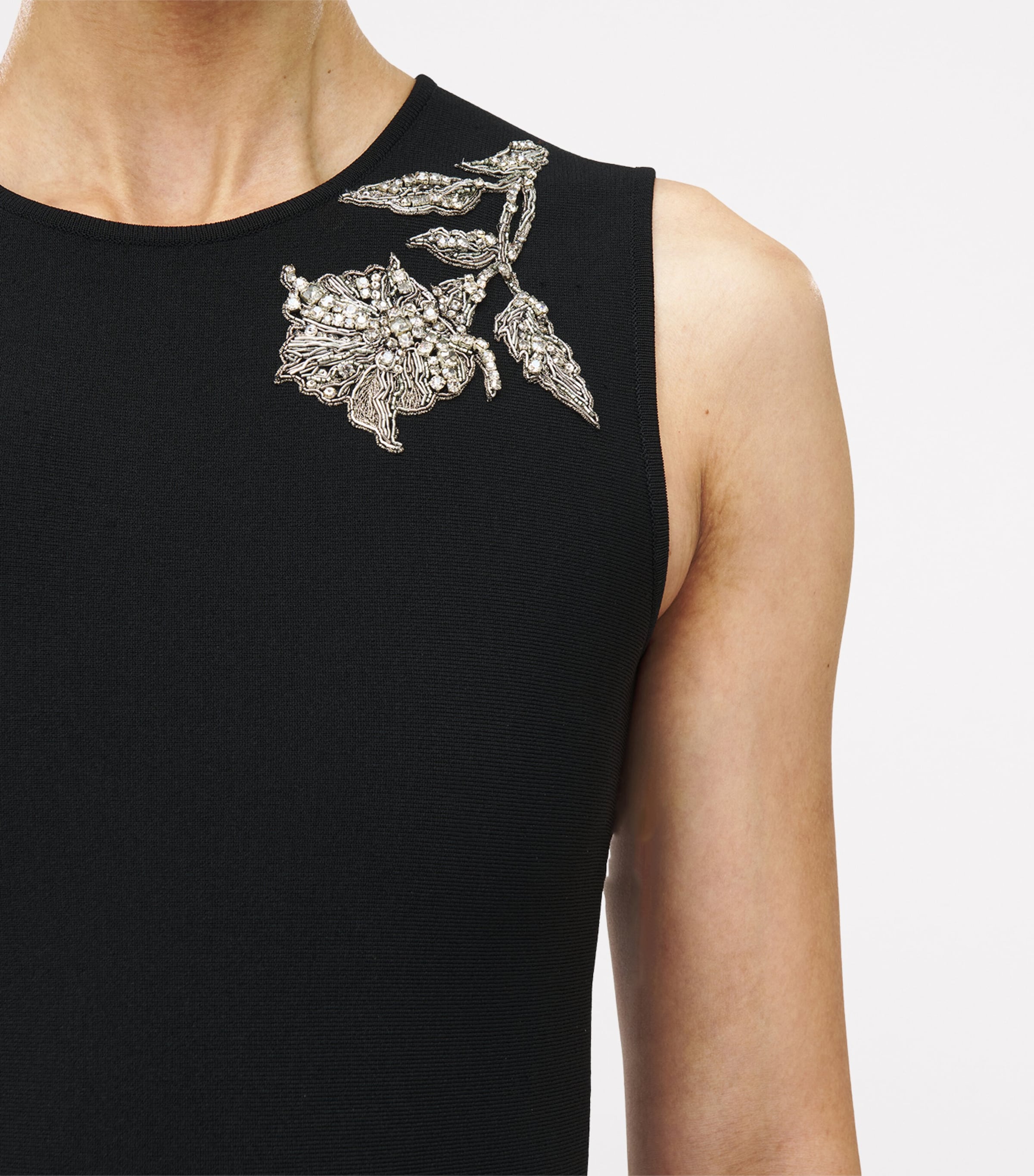 【Alexander McQueen】Banshee embroidery midi dress McQueen Embroidered Banshee Maxi Dress | Harrods DE