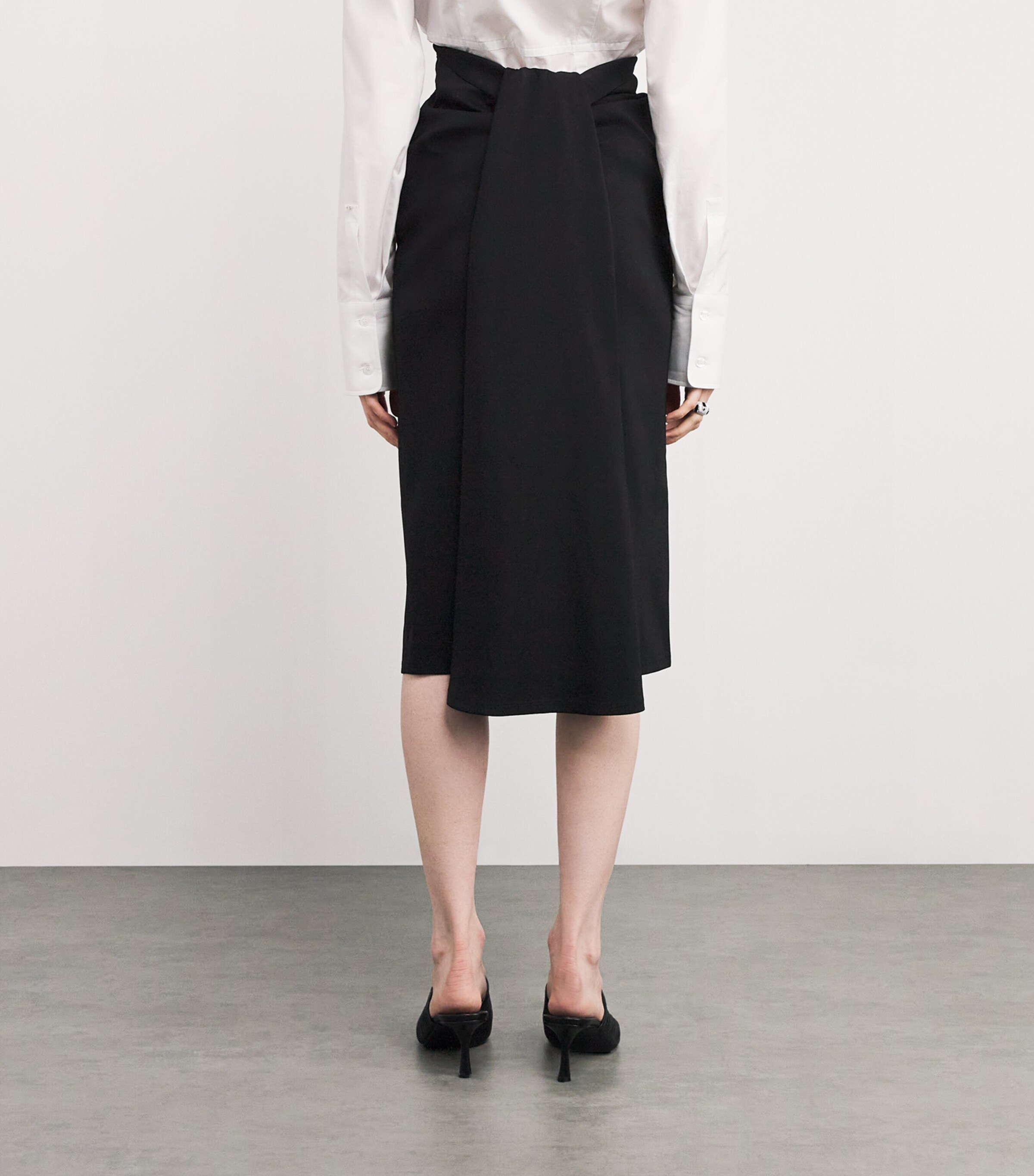 Jacquemus Womens The Sablier Pencil Skirt Black Image 4