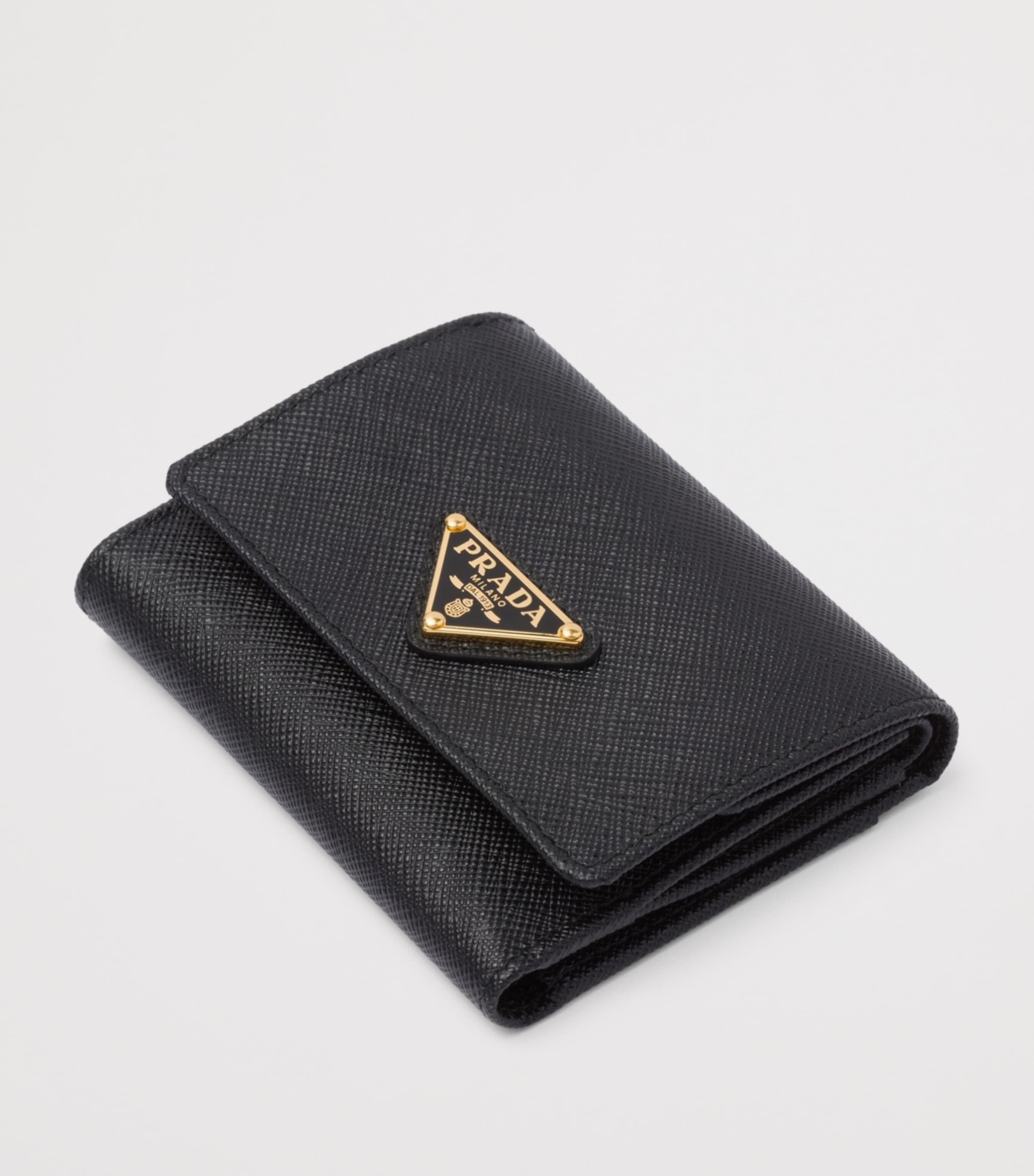 Small Saffiano Leather Bifold Wallet F0002 Image 2