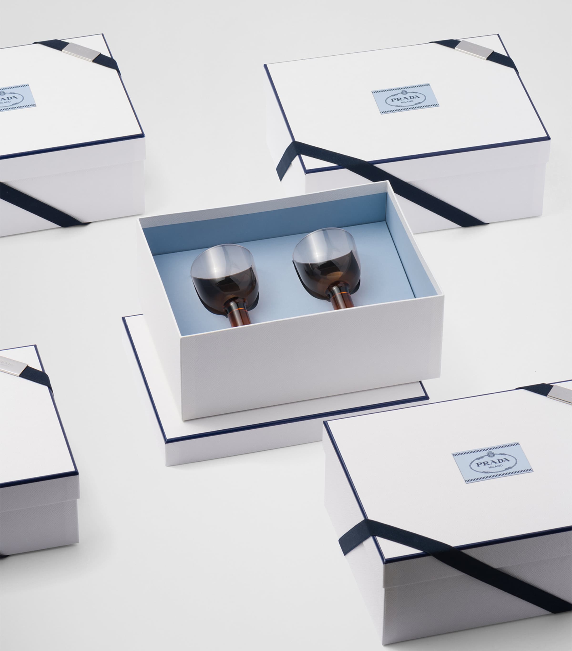 Set of 2 Plinth White Wine Glasses F0XAC Image 3