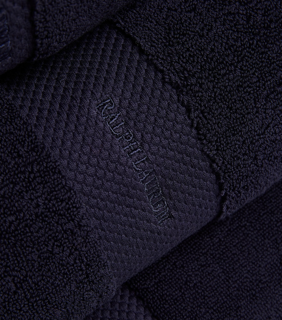 Avenue Bath Towel (75cm x 137cm) BLUE Image 2