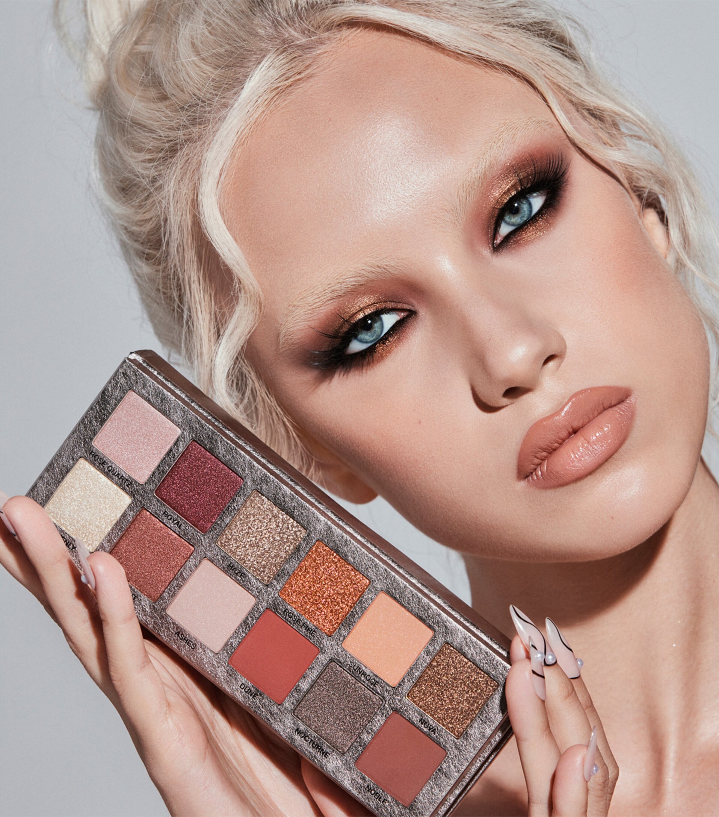 Rose Metals Eyeshadow Palette NO COLOUR Image 7