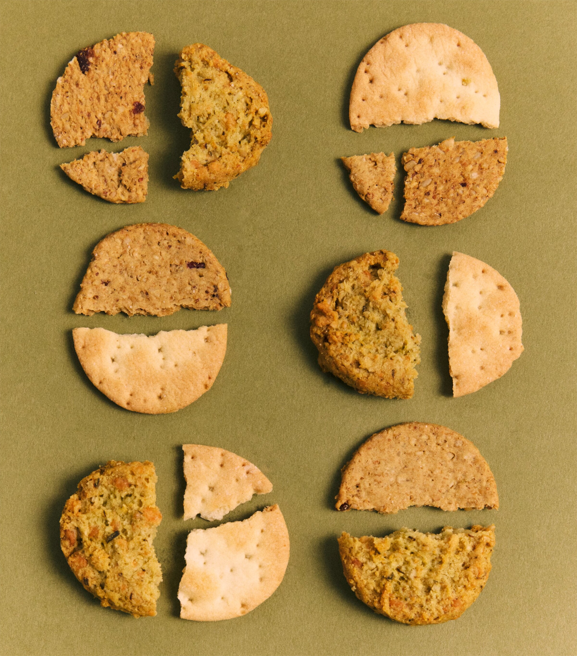 Savoury Biscuit Selection (180g) NO COLOUR Image 2