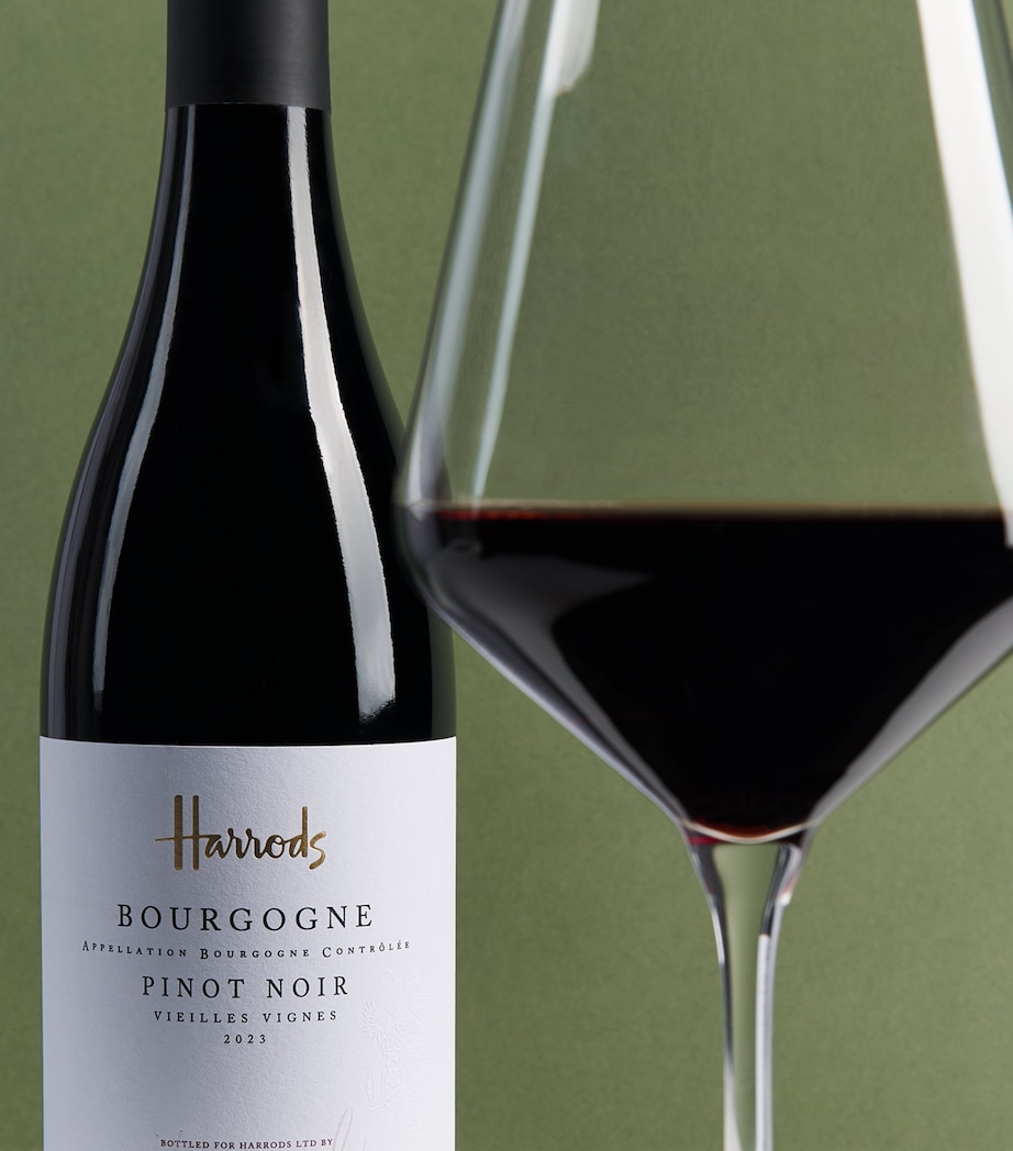 Harrods Bourgogne Pinot Noir (75cl) - Burgundy, France Image 2