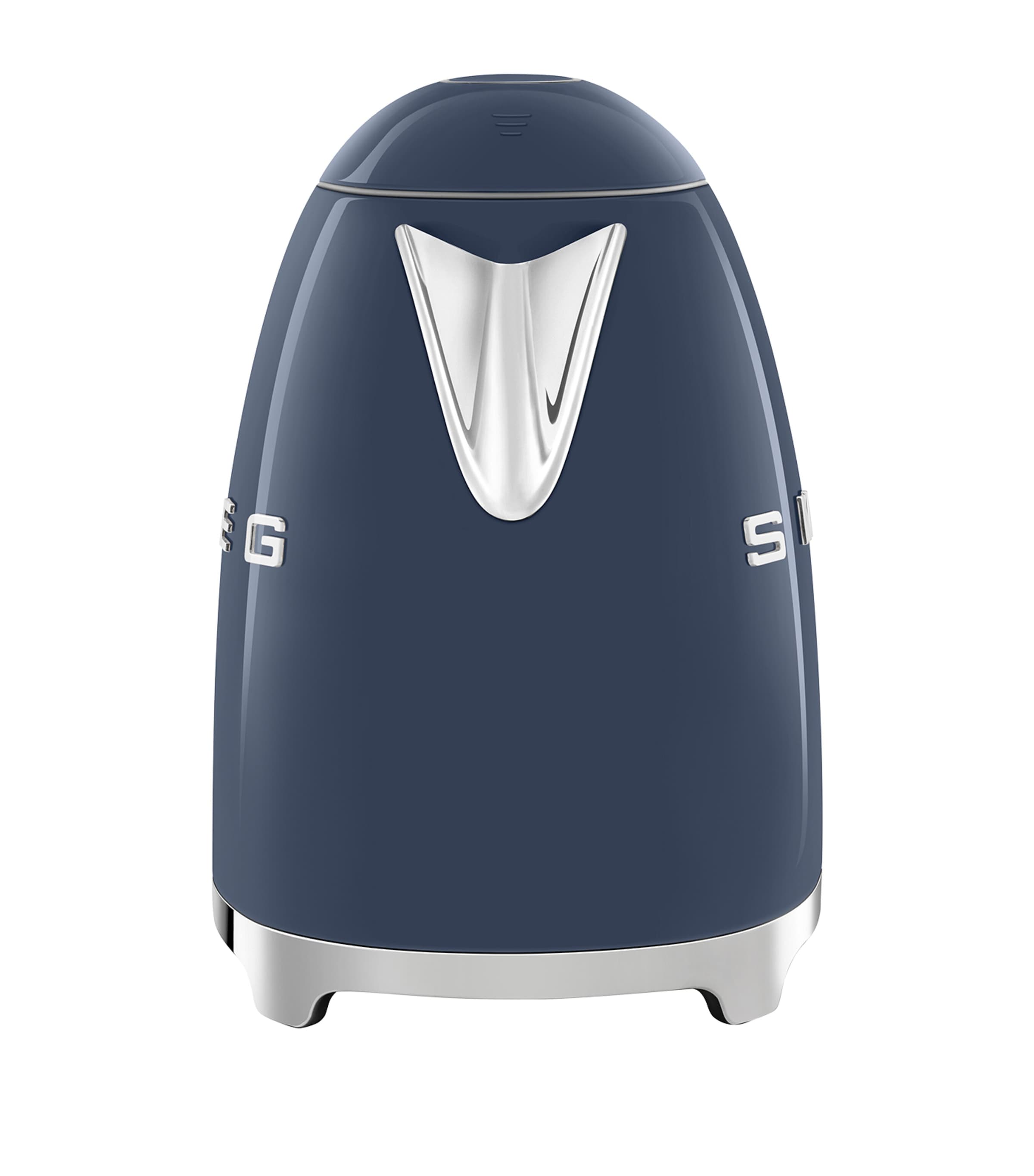 Smeg Retro Kettle Navy Blue Image 2