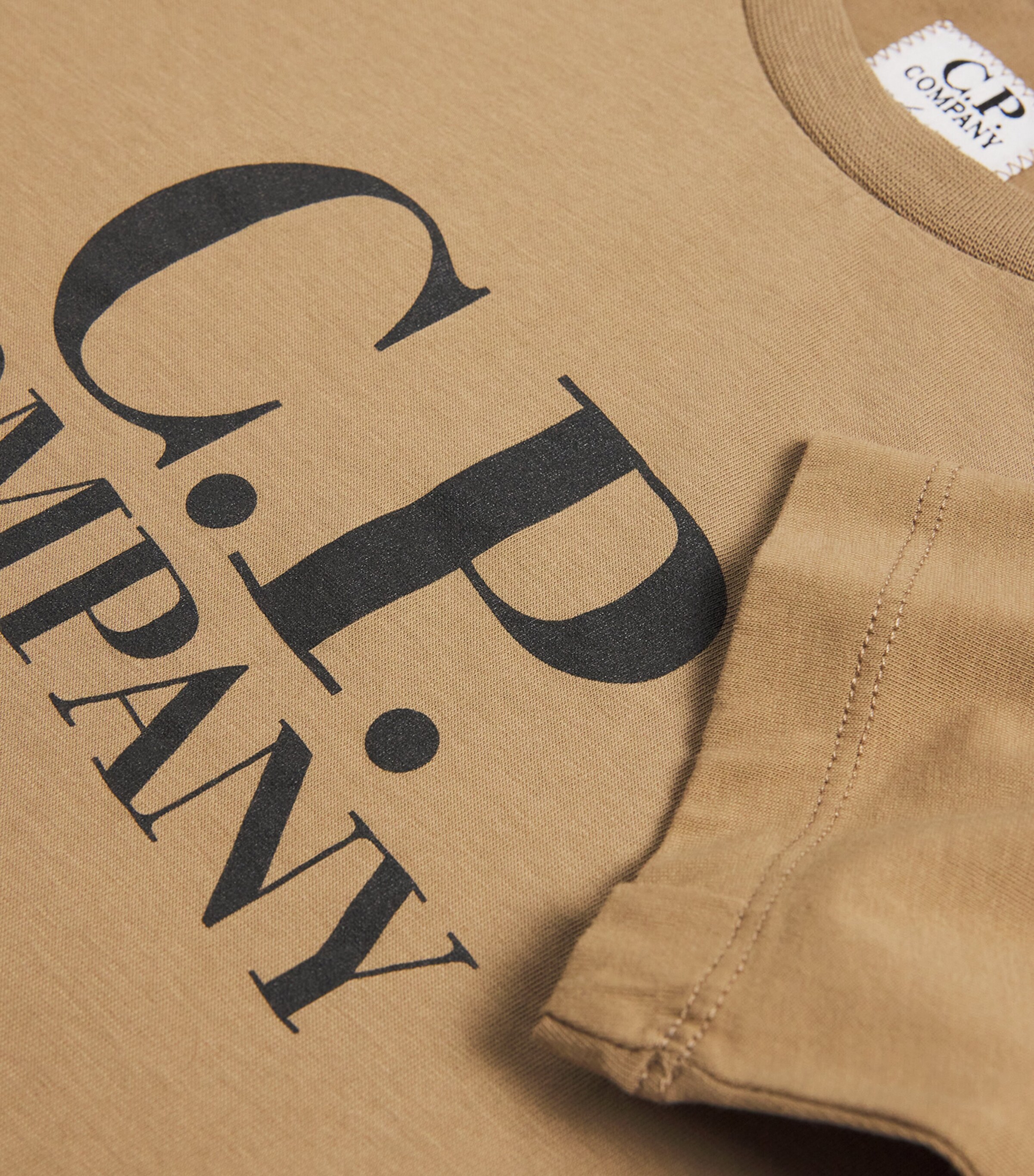 C.P. Company Kids Cotton Logo T-Shirt (4-14 Years) Tan Image 3