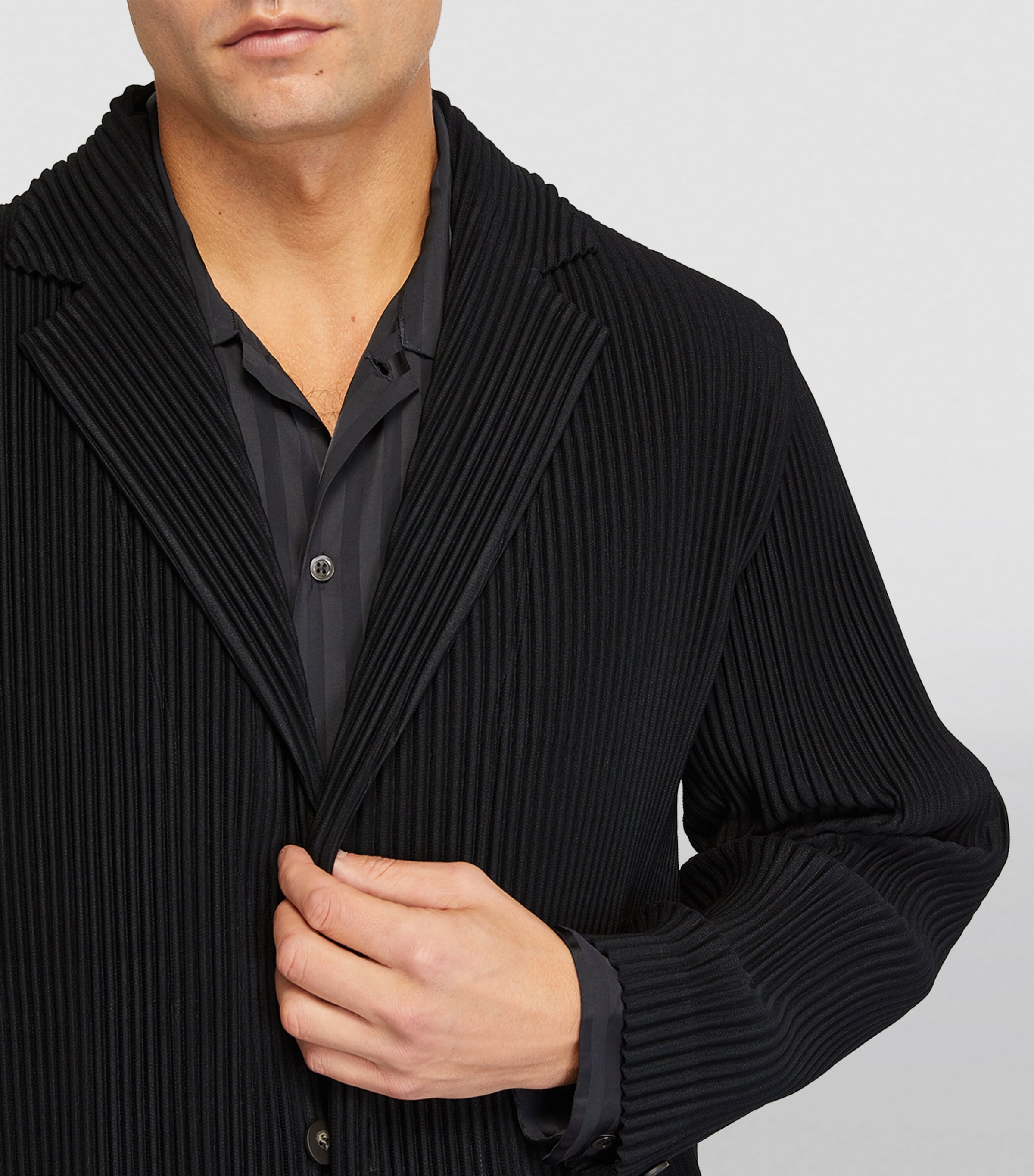 Homme Plissé Issey Miyake Black Pleated Blazer | Harrods UK
