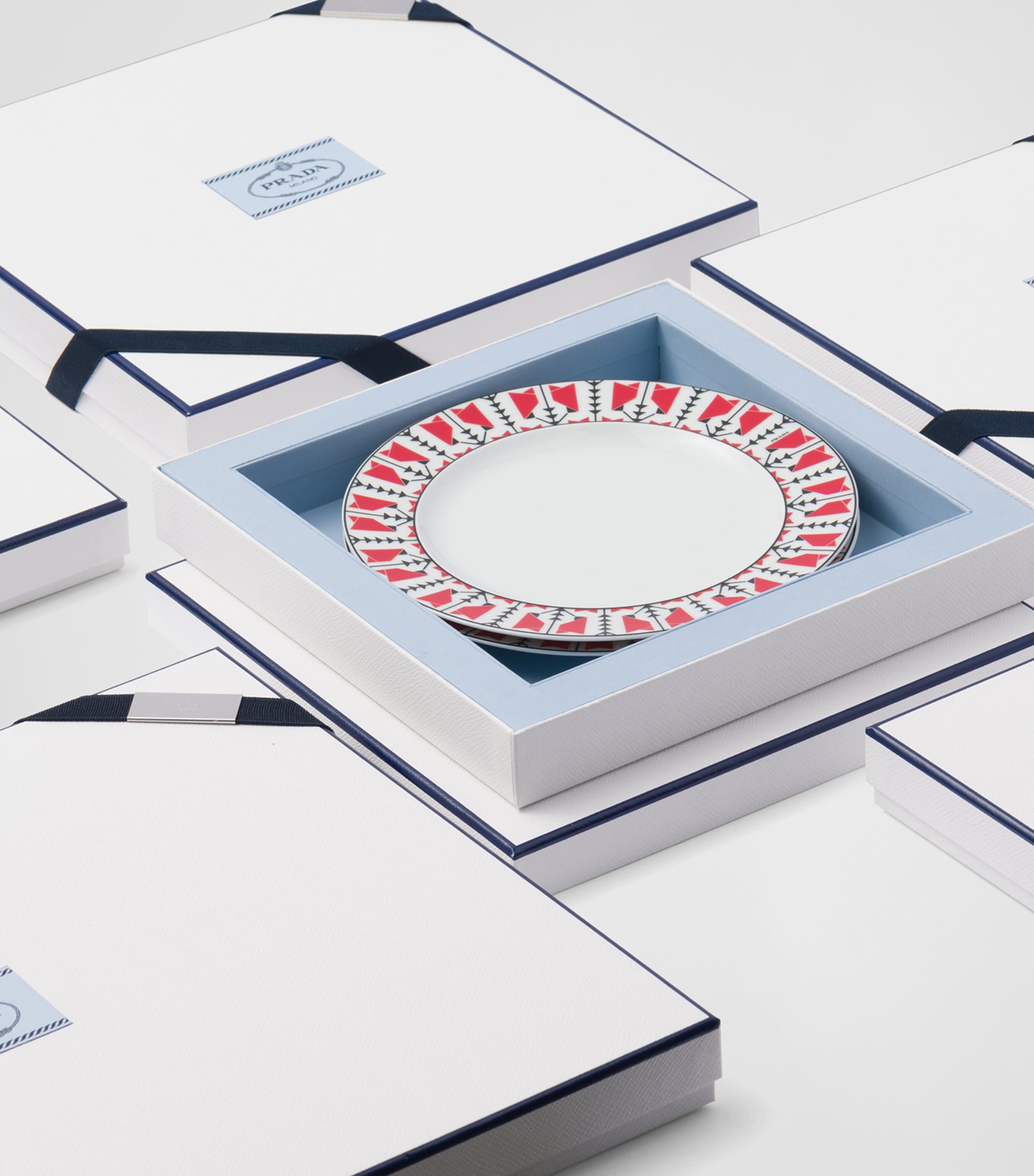 Set of 2 Vienna Arrows Dessert Plates (22cm) F0DW8 Image 4