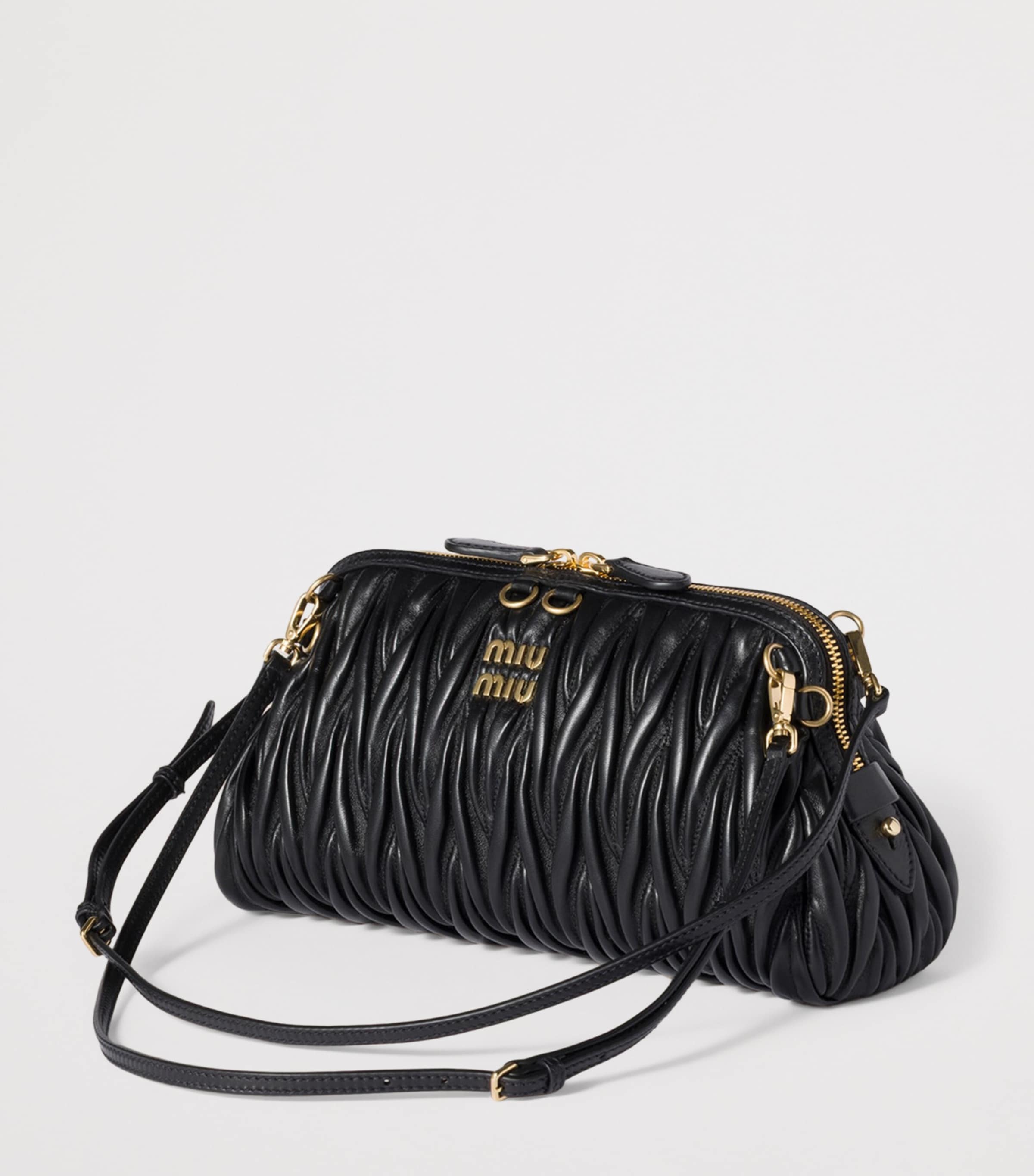 Matelassé Leather Clutch Bag F0002 Image 2