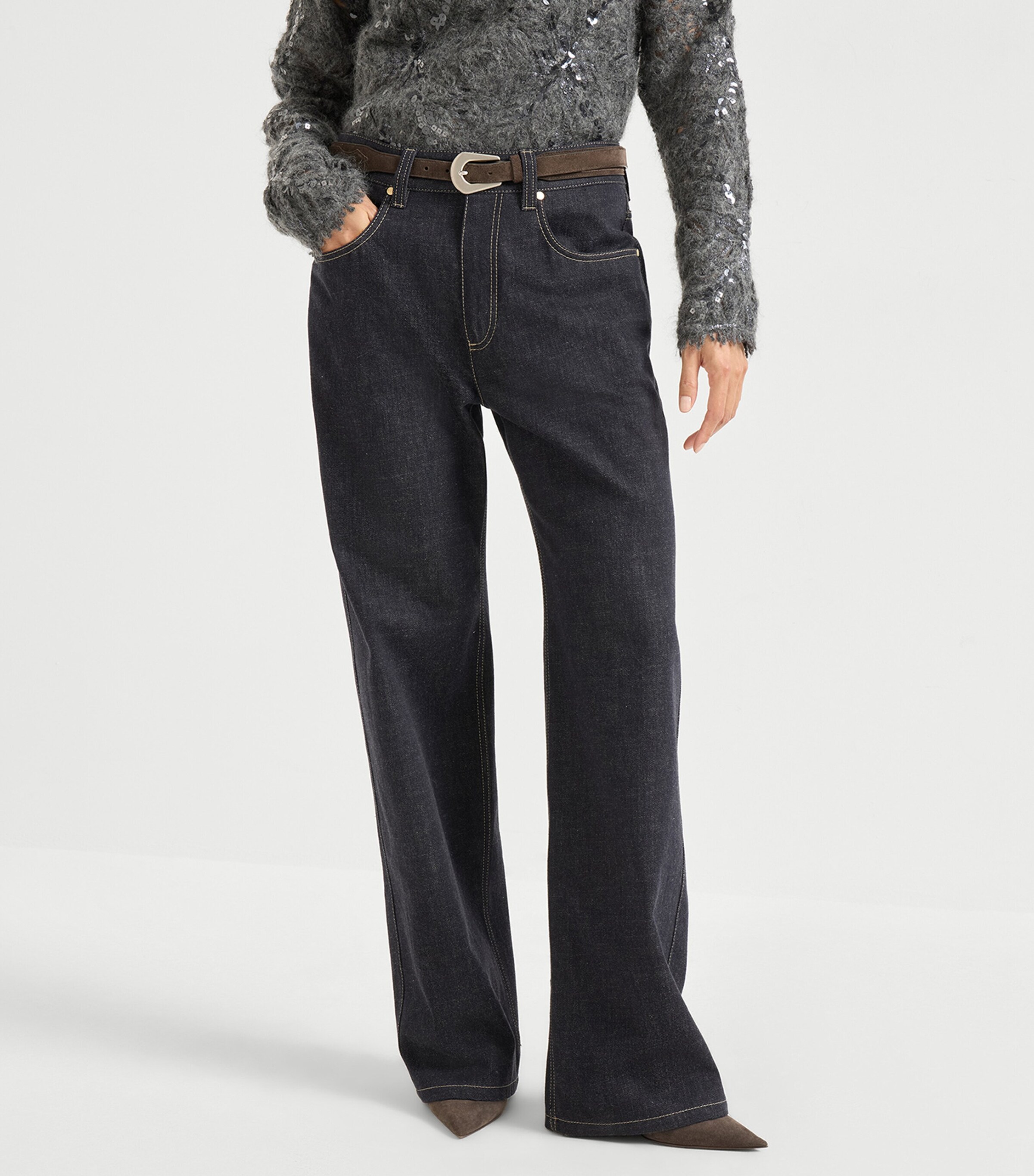 Brunello Cucinelli Womens No-Fade Loose Jeans Image 2