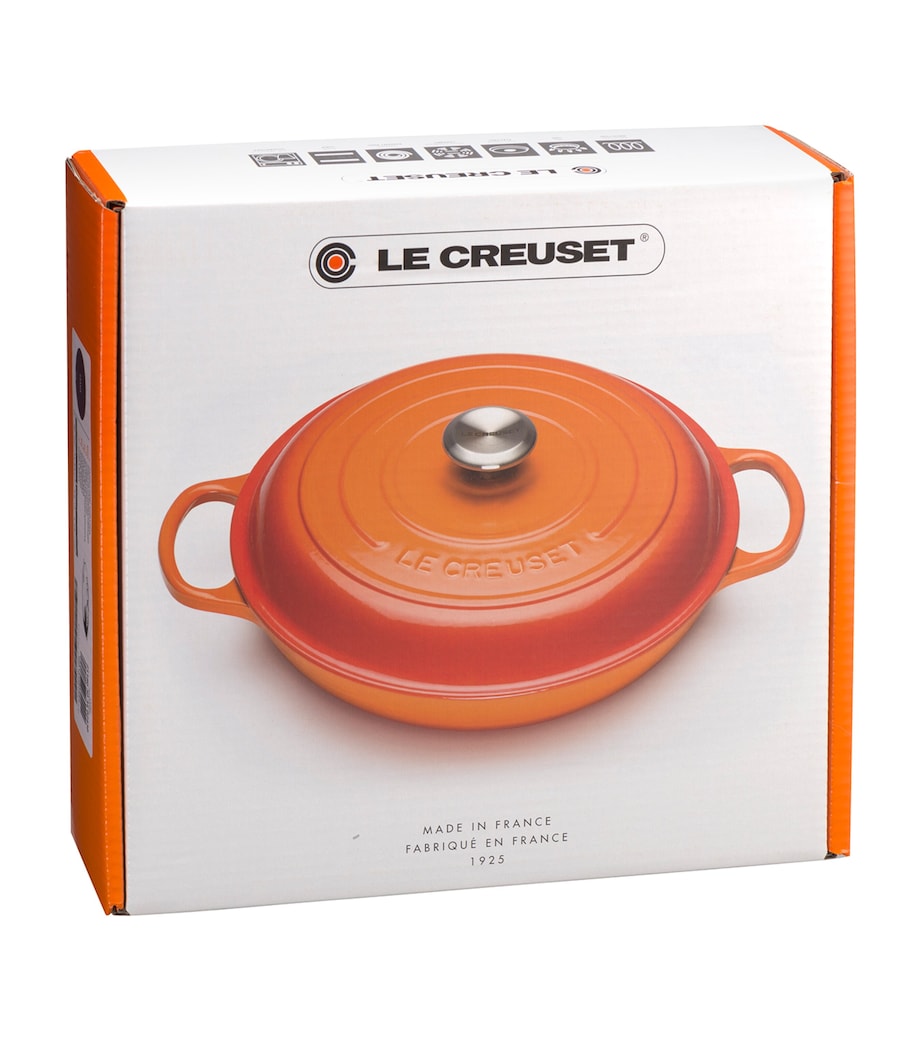 Cast Iron Round Casserole Dish (26cm) VOLCANIC Image 3