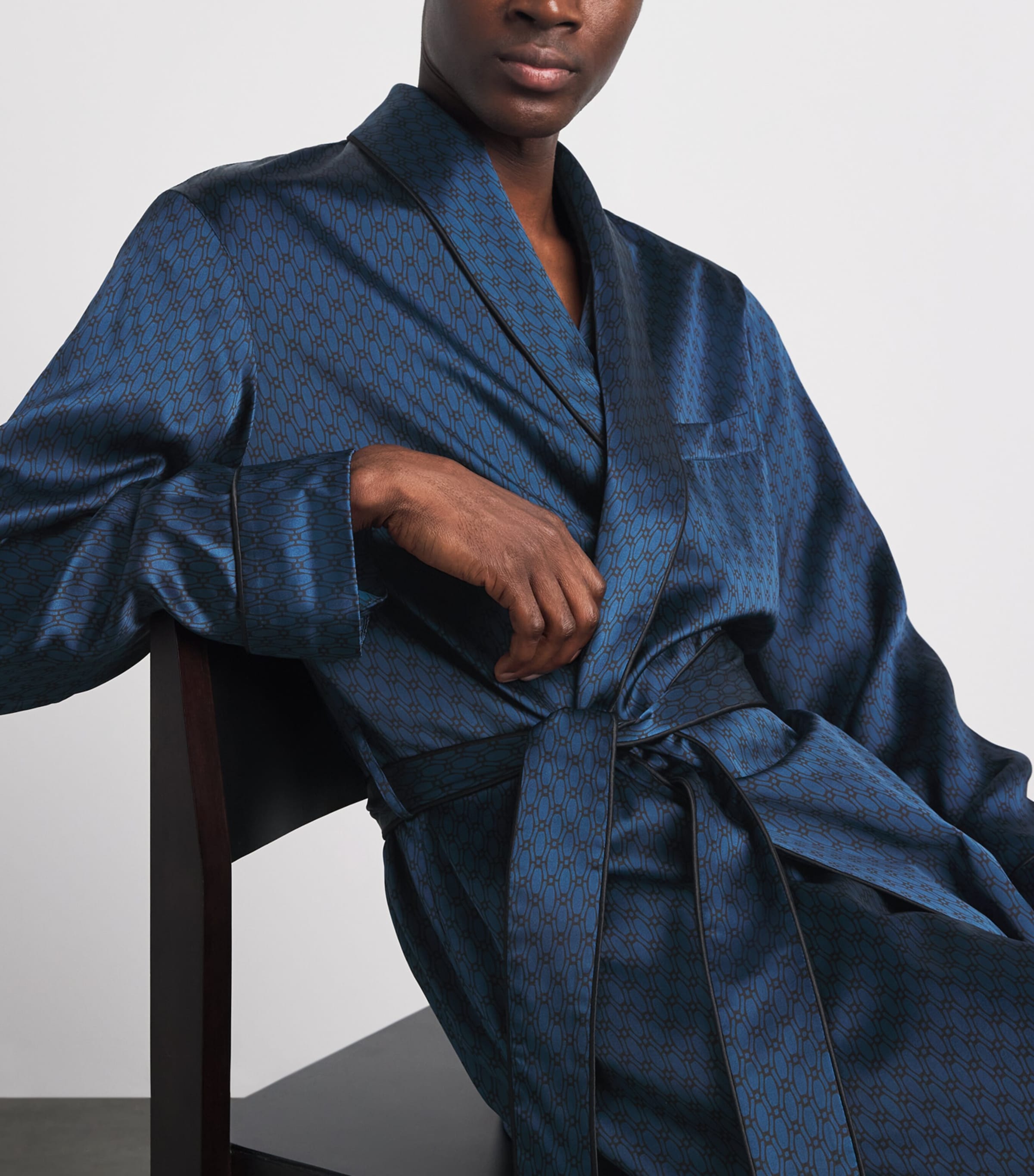 Olivia von Halle Mens Silk Twill Geometric Mescal Robe Orion Image 3