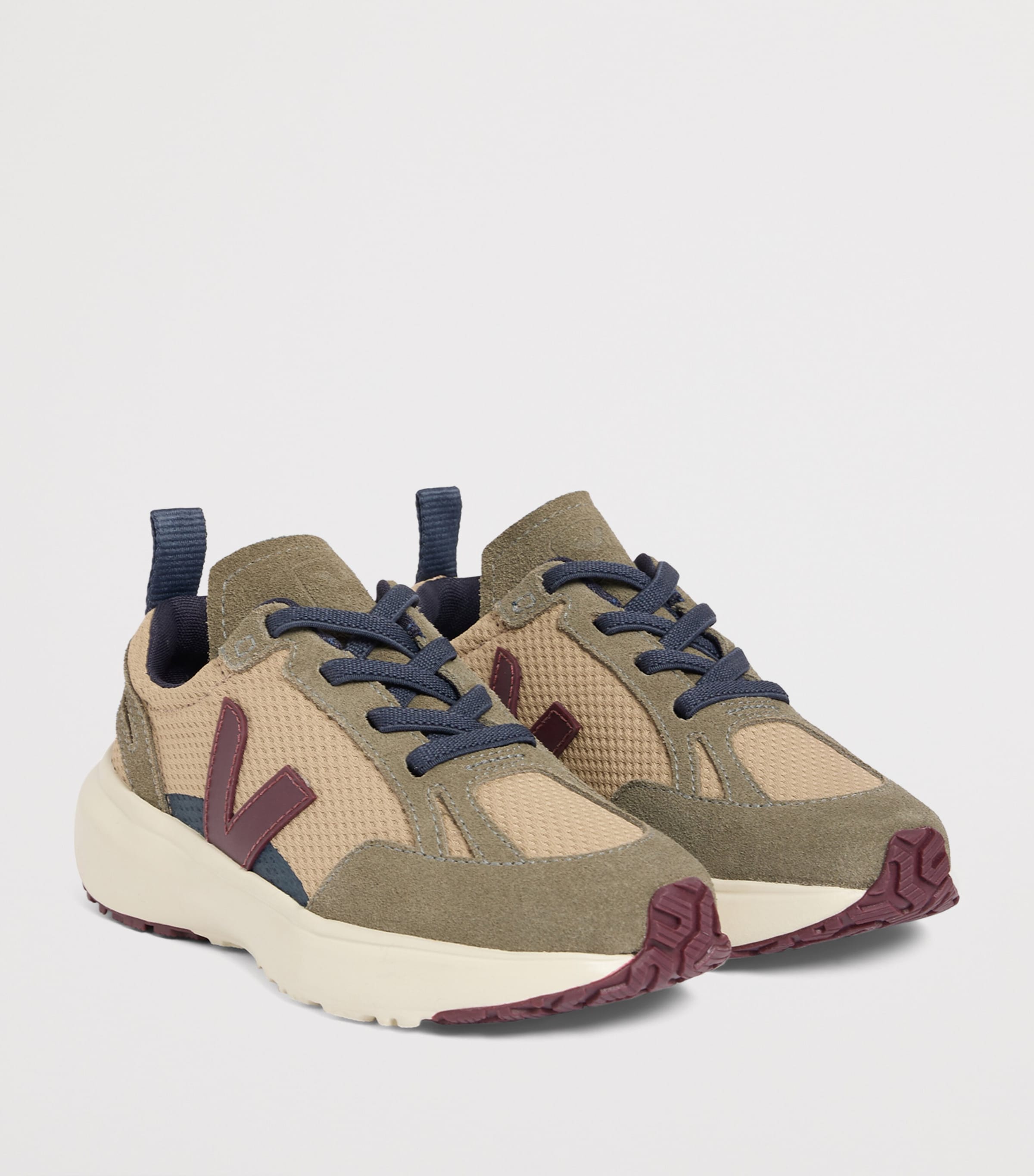 x Veja Canary Basket Sneakers BEIGE Image 2